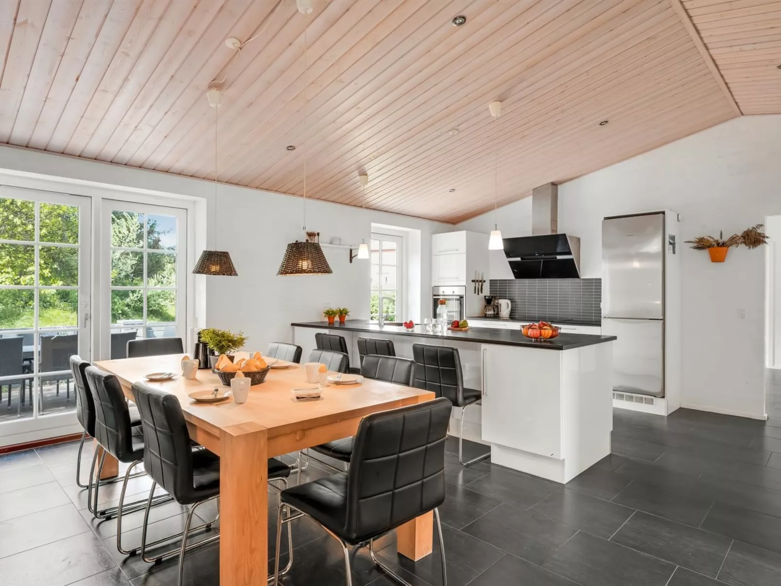 "Marjatta" - 3.2km from the sea - Inside