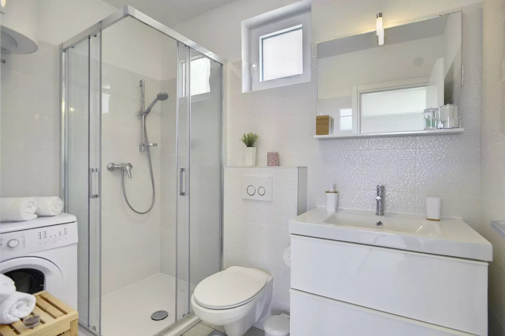 Casetta Maria-Bathroom