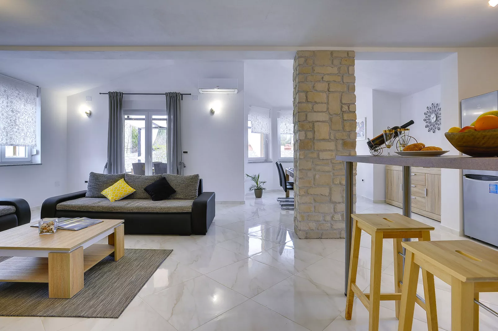 Villa Rudy-Salon