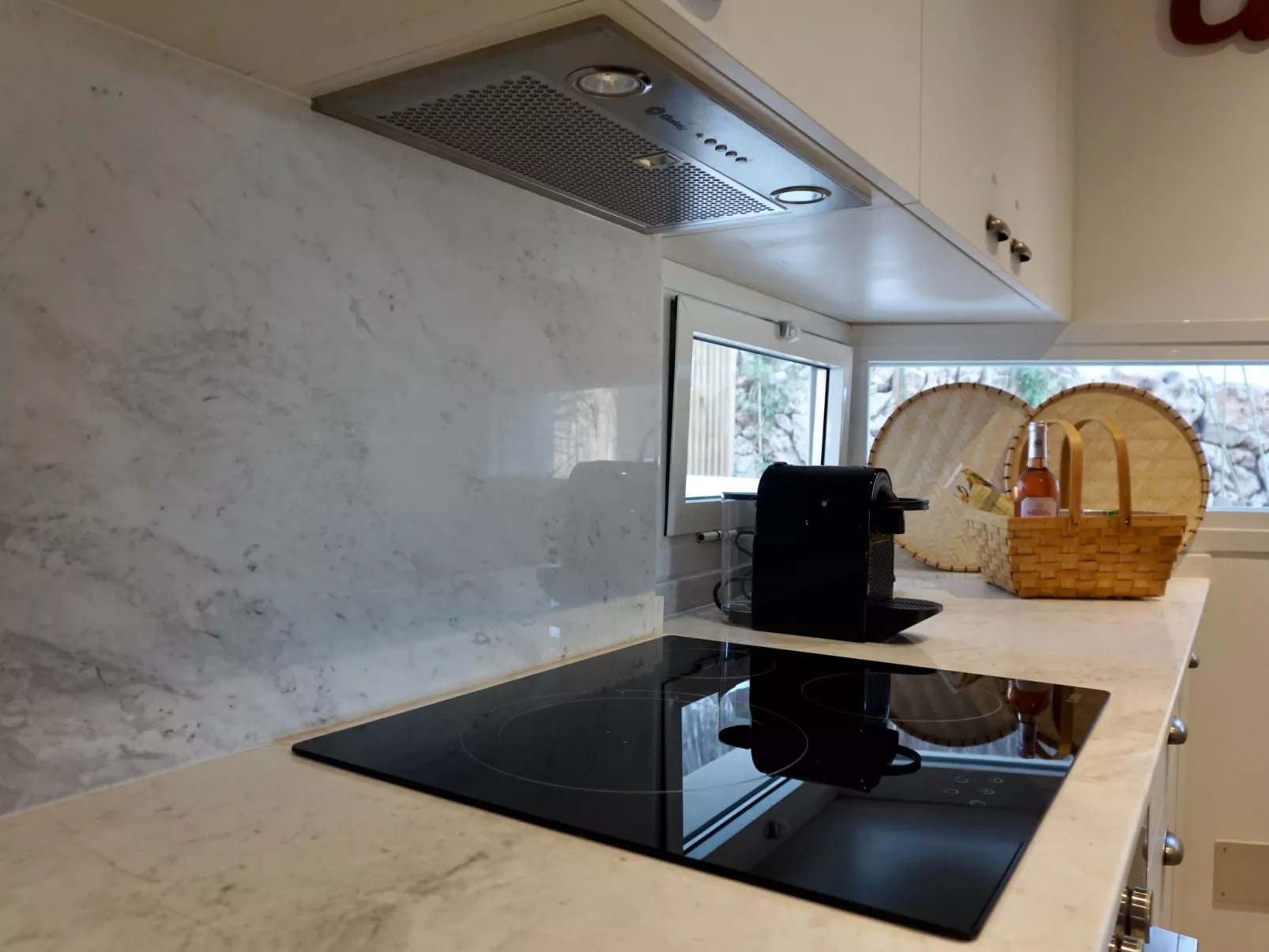 Riviera-Image-tags.info