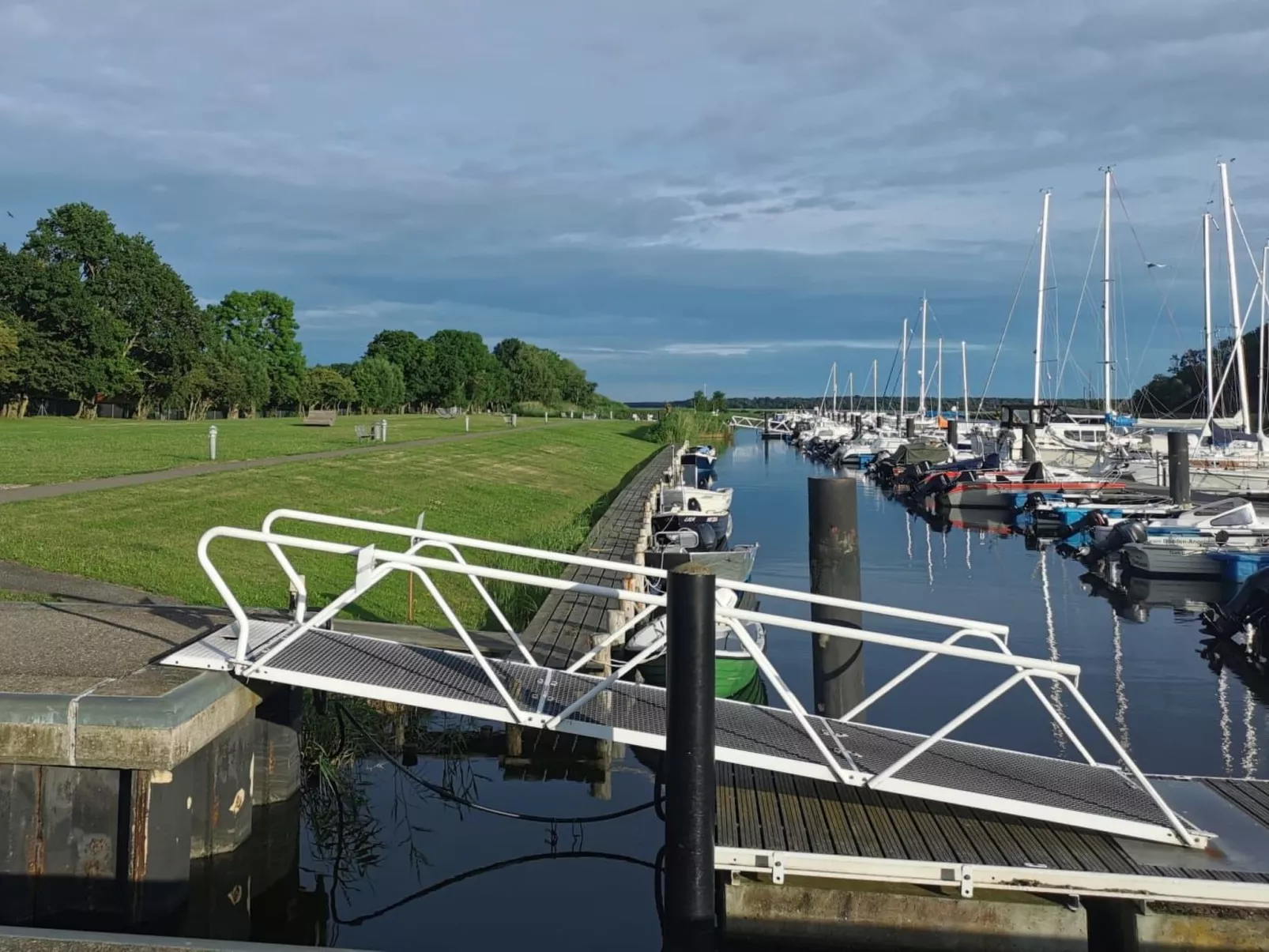 Traumhafte Ferienwohnung im Reetferienhaus - Image-tags.info