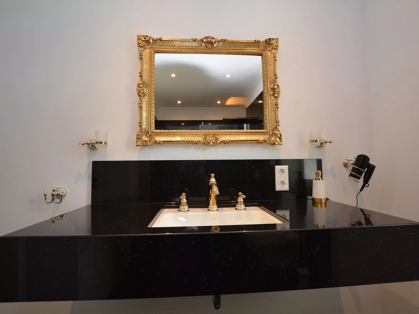 Merzijana Eerdgeschoss in Stinteck - Image-tags.info