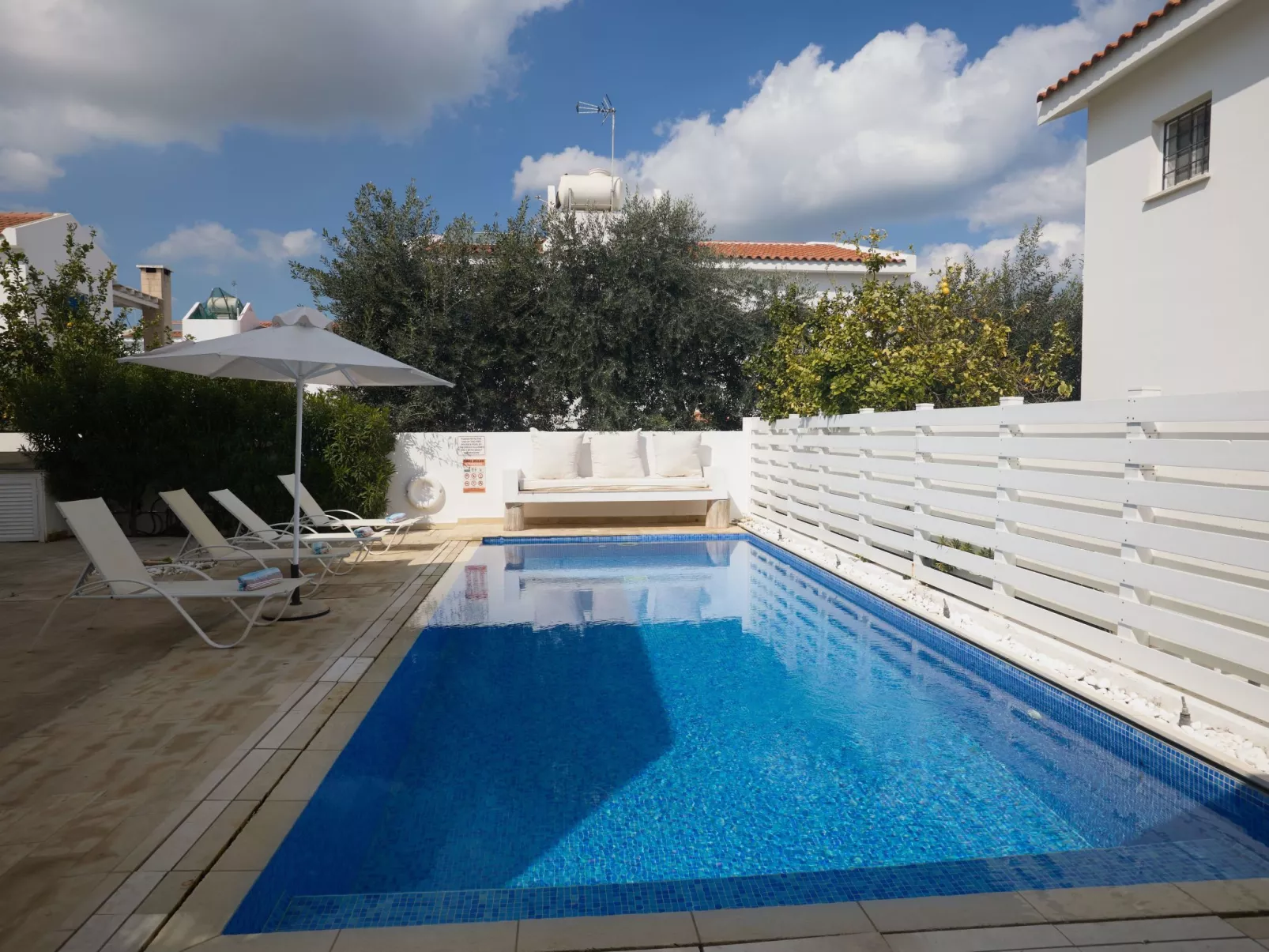 Protaras Serifos Villa SV7 100m vom Strand entfernt - Image-tags.info