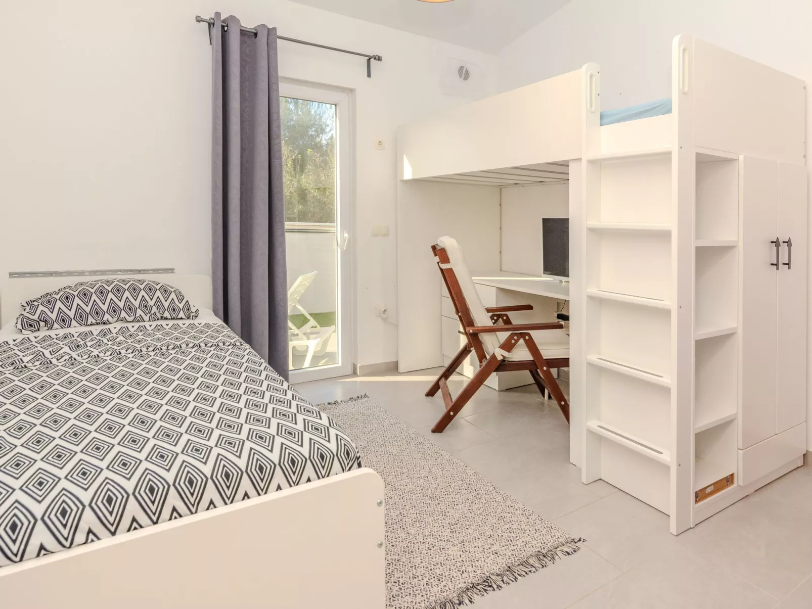 HH Stjepanovic - Image-tags.info