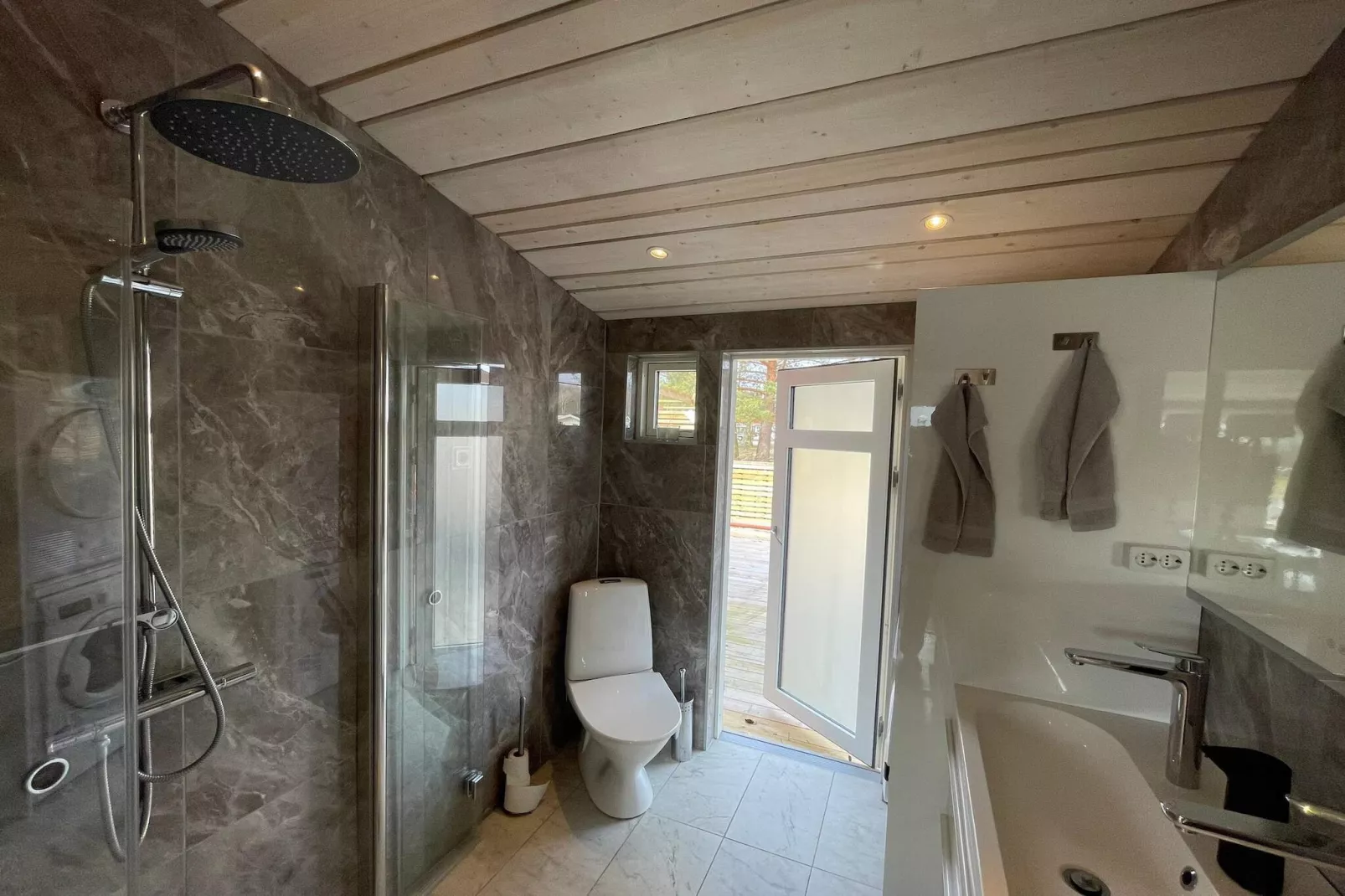 5 star holiday home in Skummeslövsstrand - Indoor