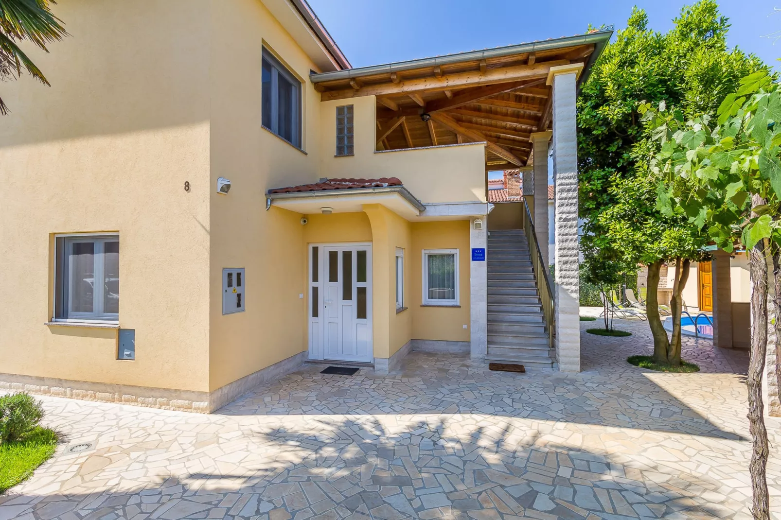 Villa Cera-Exterior summer