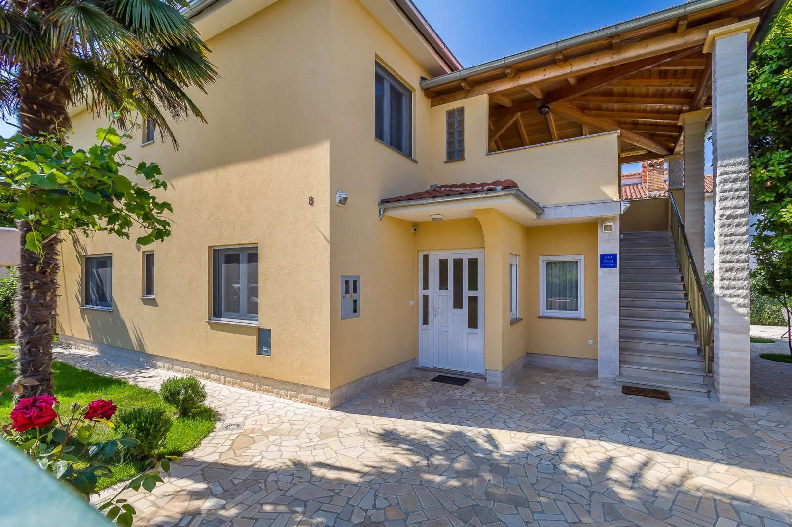 Villa Cera-Exterior summer