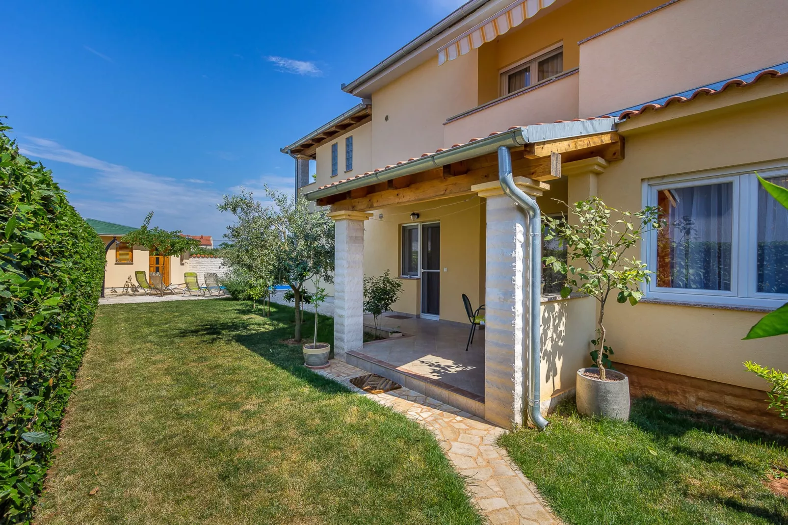 Villa Cera-Exterior summer