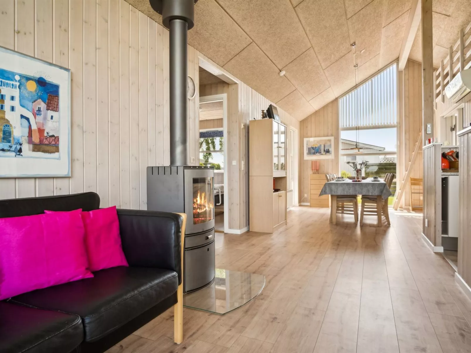 "Neno" - 100m from the sea-Drinnen