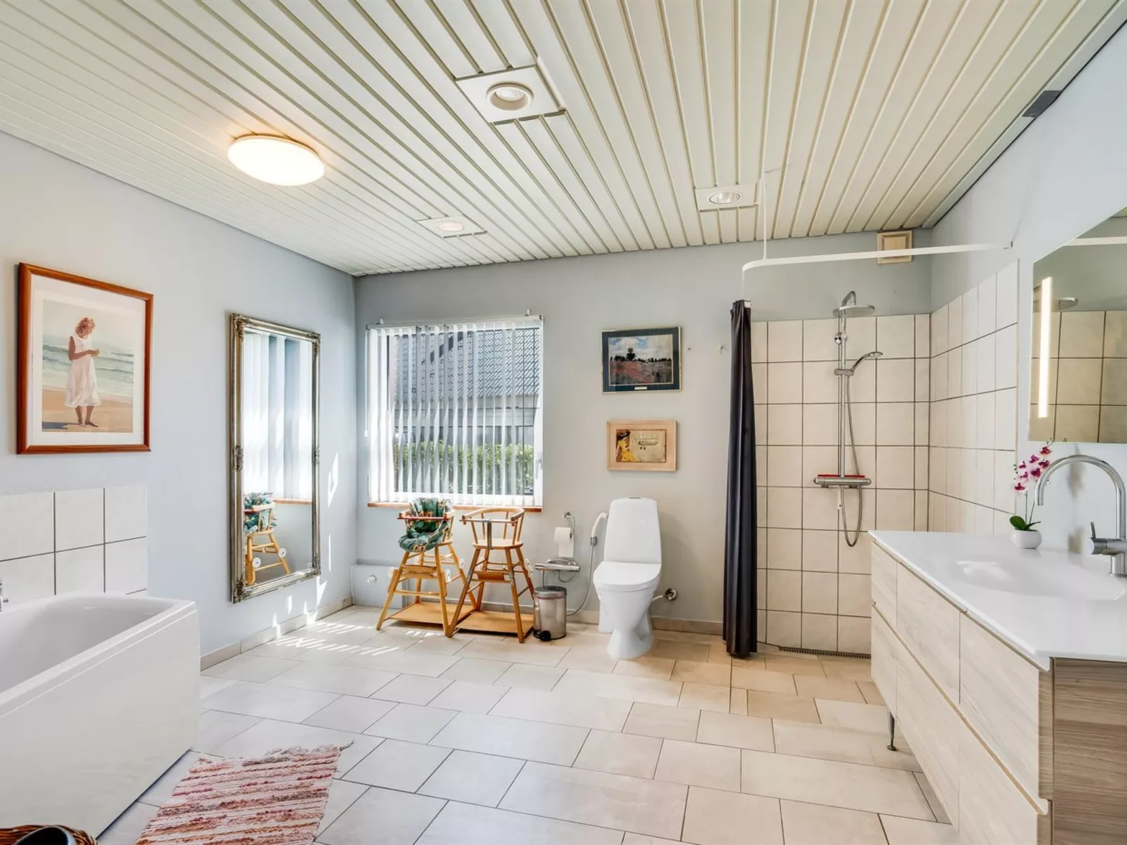 "Borjana" - 500m to the fjord-Drinnen