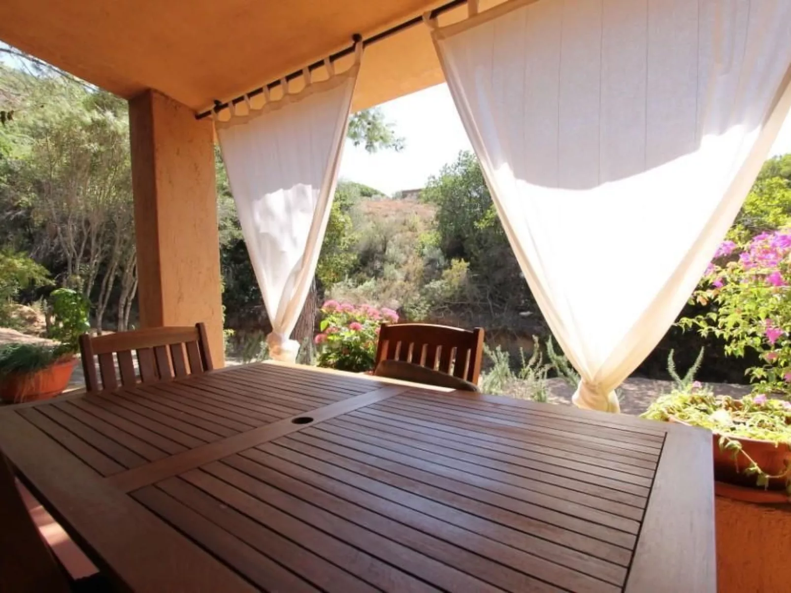 Wohnung 'Rosa 3' mit Terrasse-Dehors