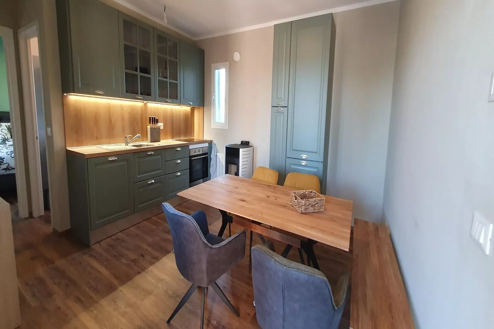 Charmante Villa mit drei Apartments und Meerblick KReidl-Cuisine