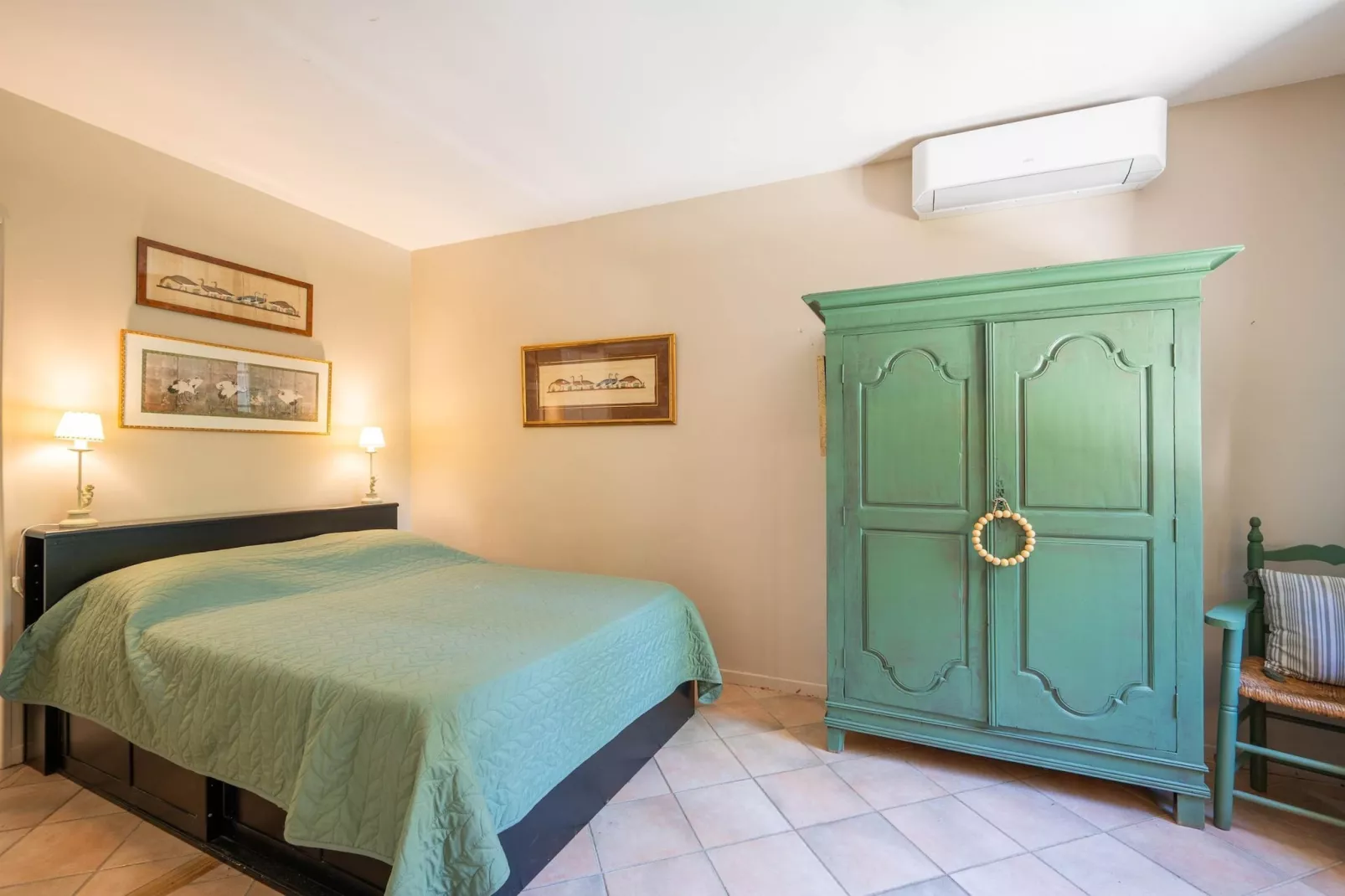 Grand Mas climatisé Arles-Schlafzimmer