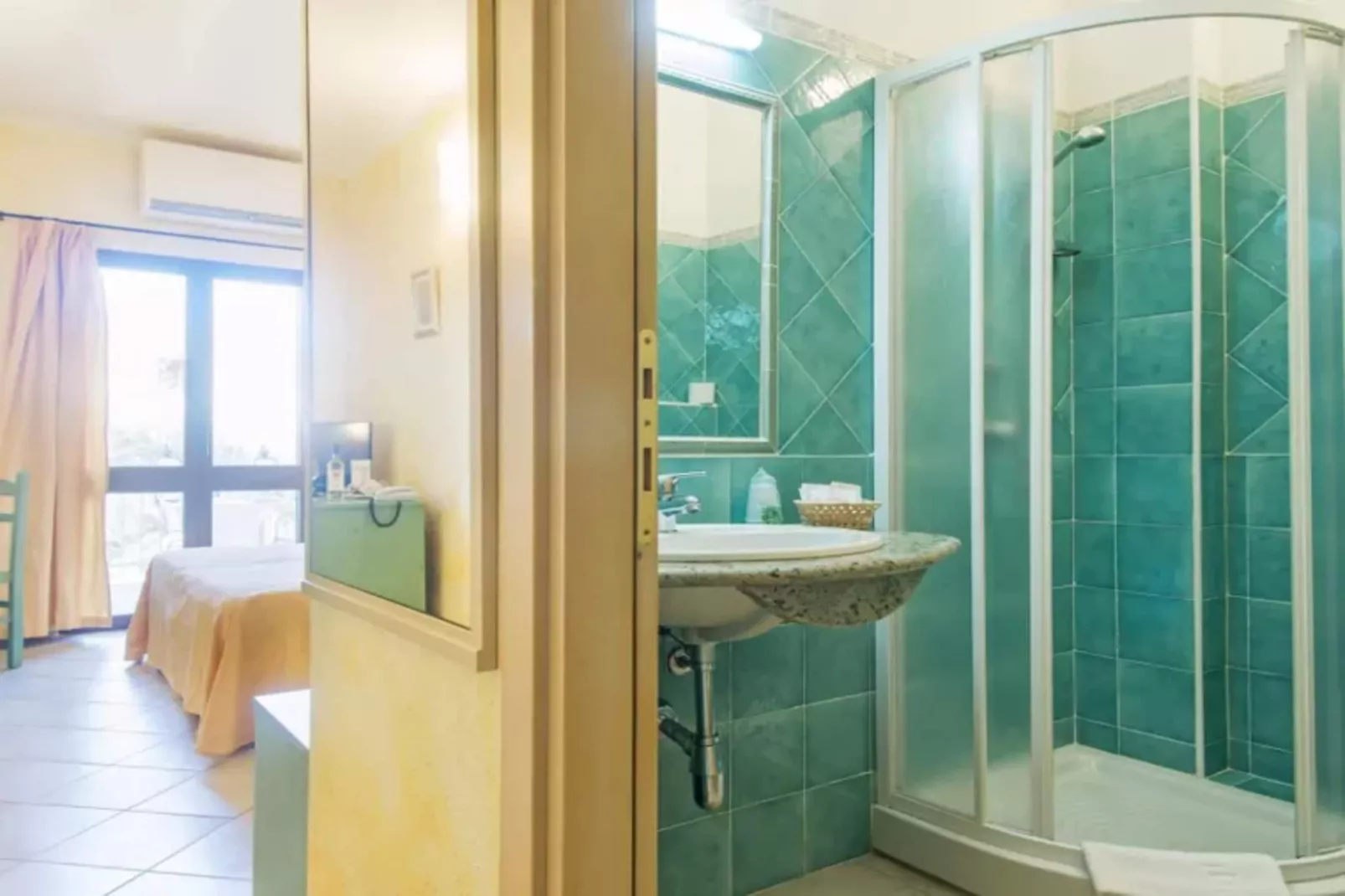 Residence Club Gli Ontani APARTMENT 2 BEDROOMS - 6 PAX - TYPE A R6A-Badezimmer