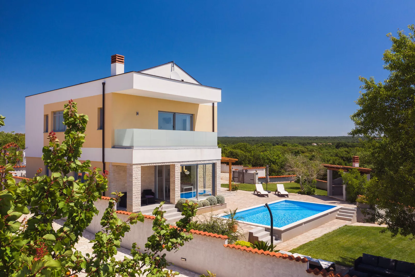 Villa White-Exterior summer