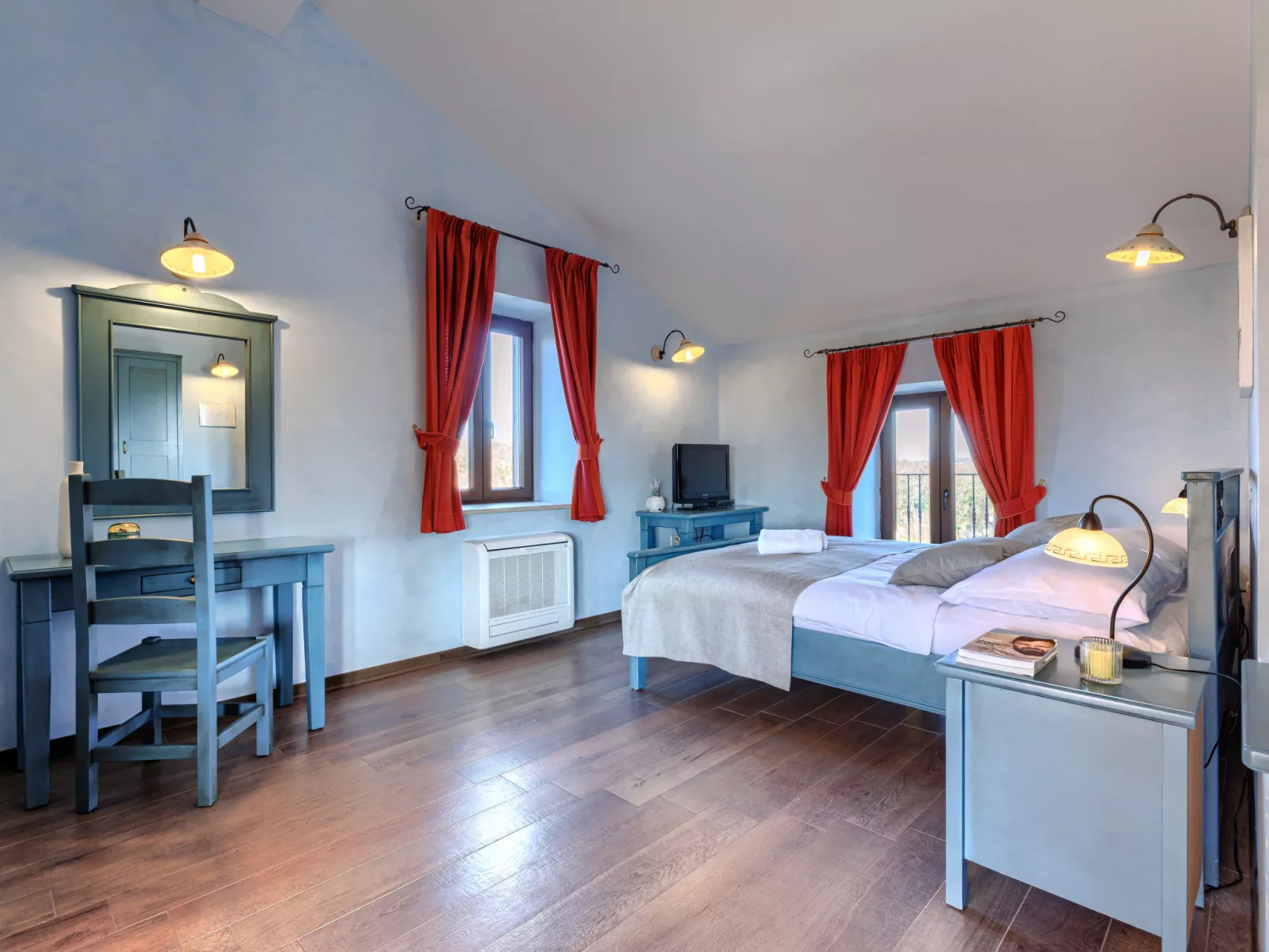 Villa Christina - Inside