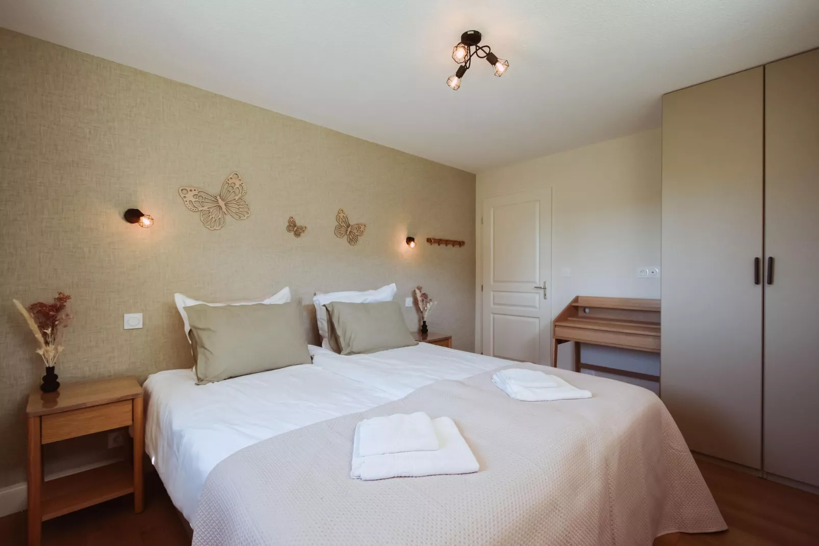 Pavillon le Papillon - Schlafzimmer