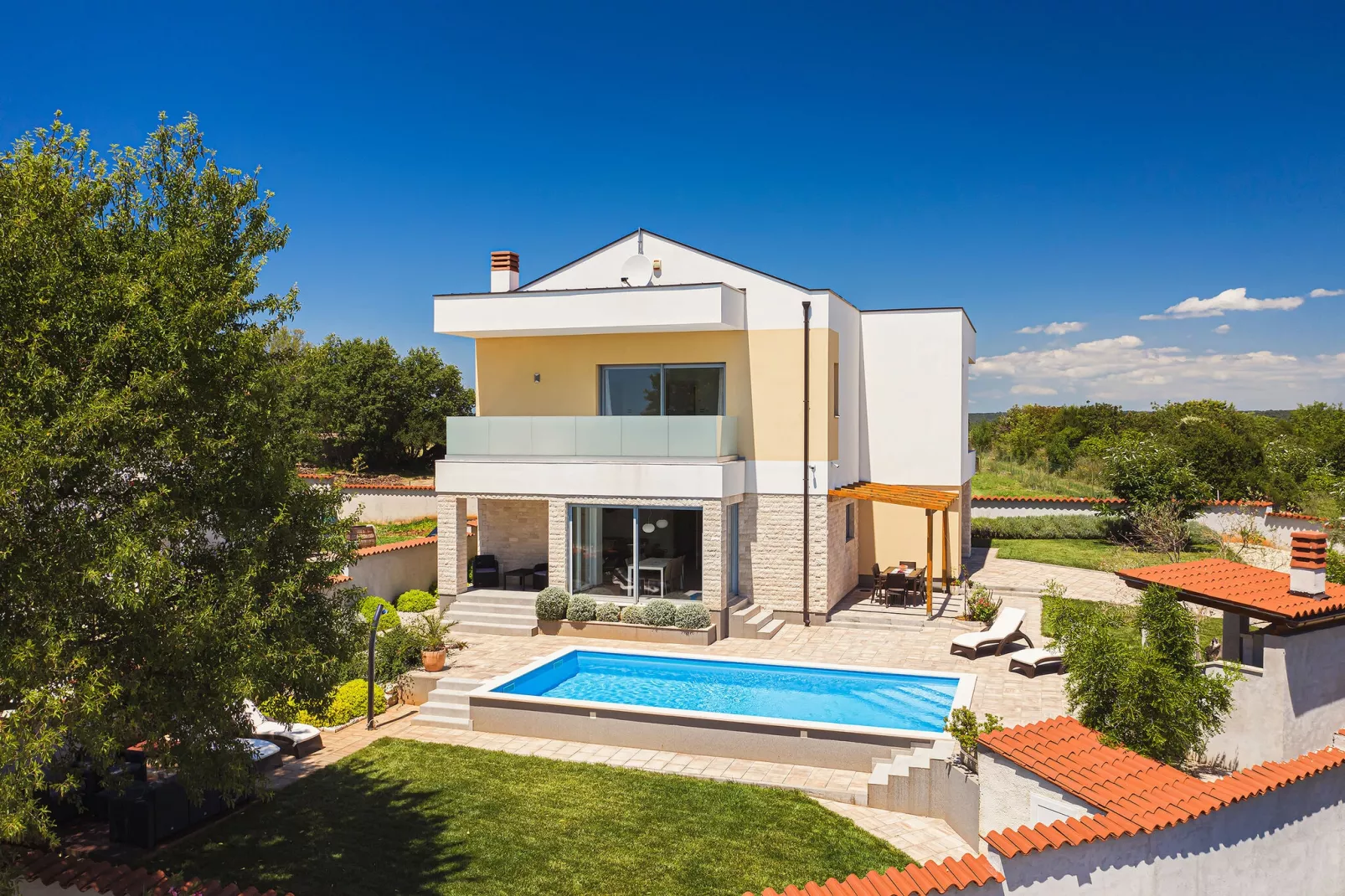 Villa White-Pool