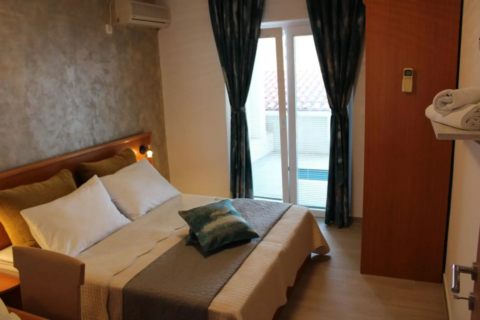 Sv Marija1 - Ferienwohnung 7 - Typ 4plus2 - Schlafzimmer