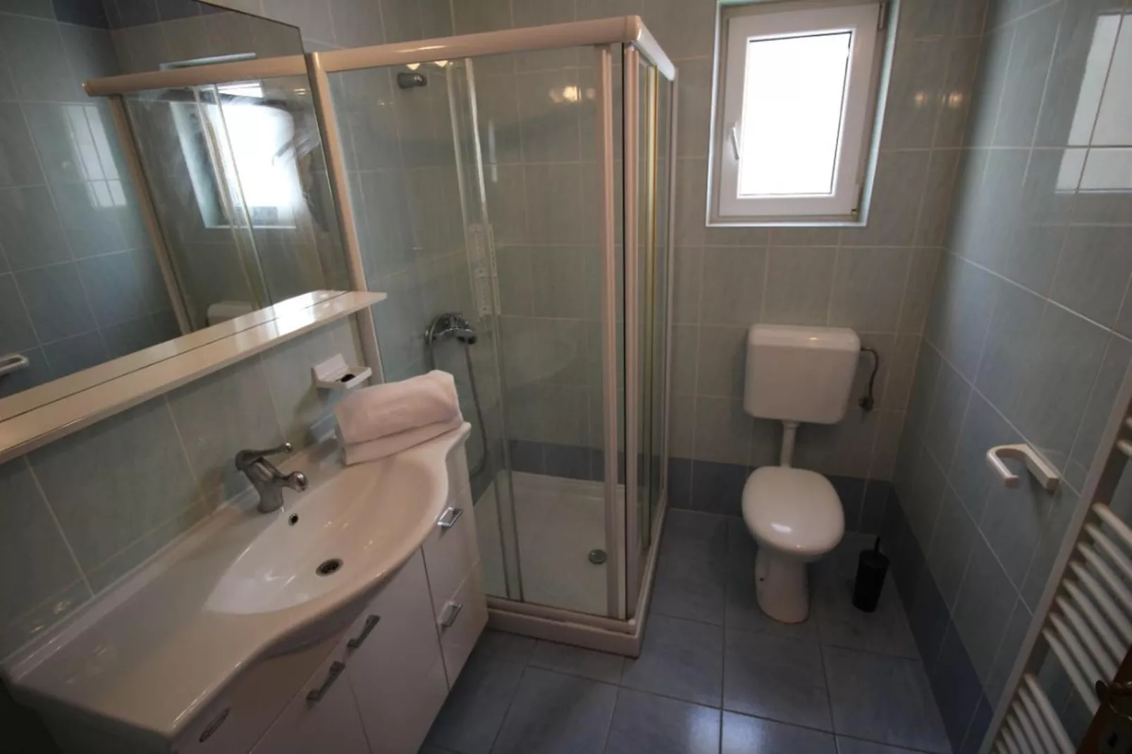 Sv Marija 2 - Ferienwohnung 2 - Typ 2plus2 - Bathroom