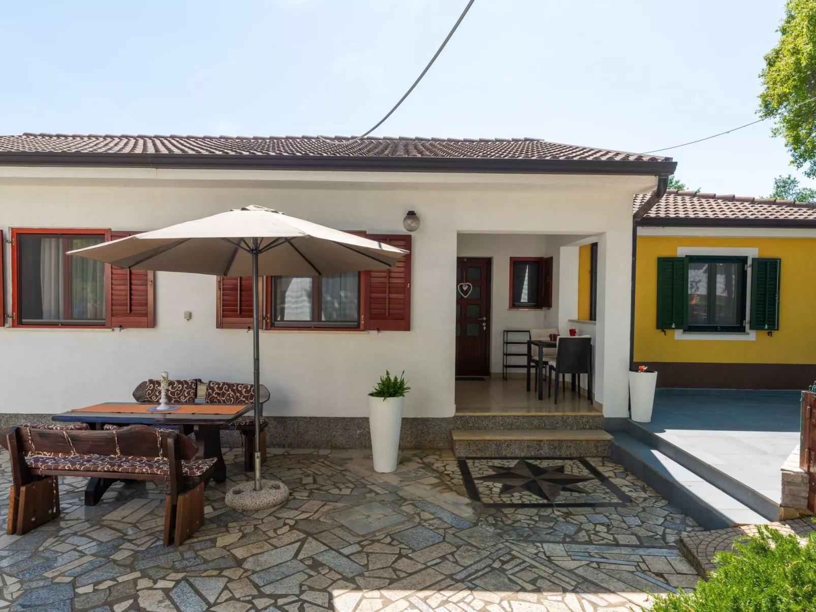 Haus Garden - Dehors