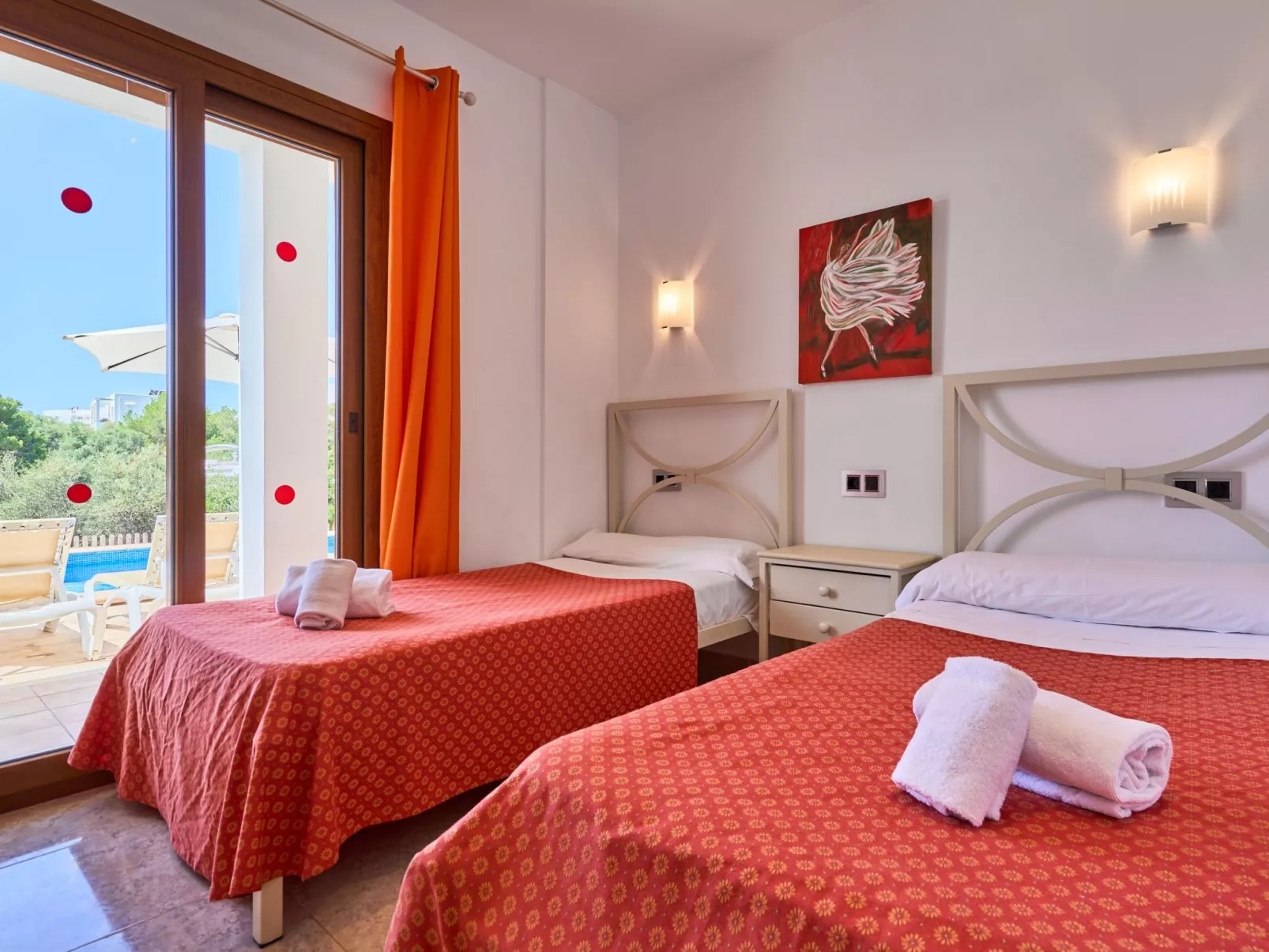 Cala Dia - Inside