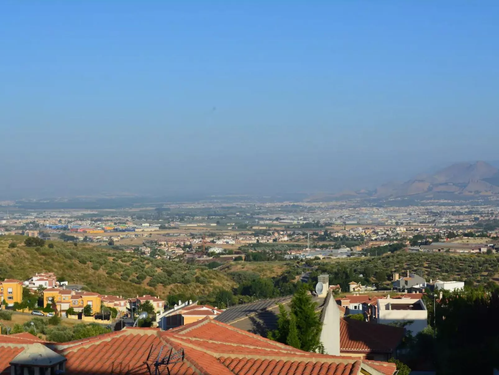 Helles Haus mit Aussicht und privatem Pool - Image-tags.info