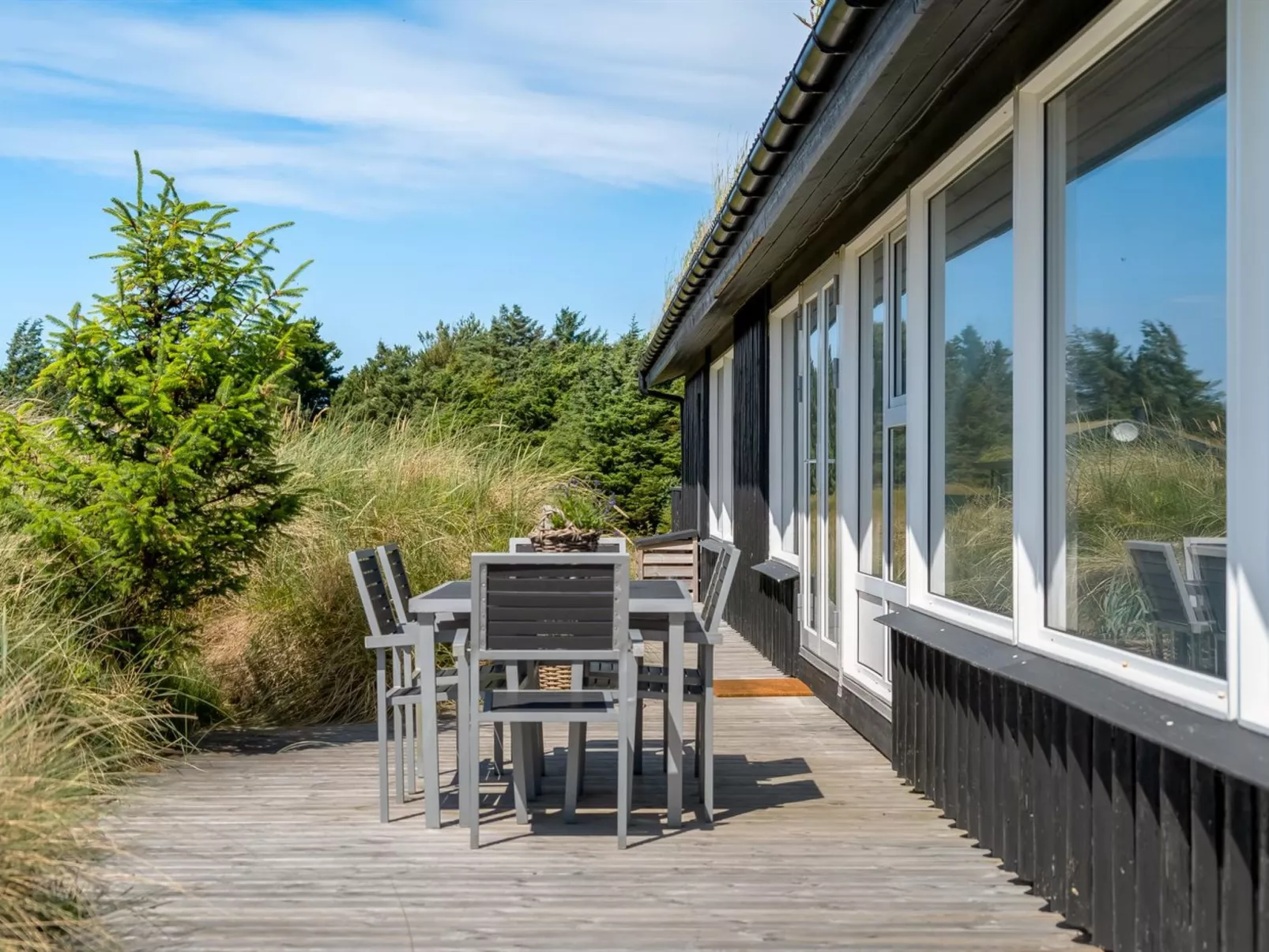 "Virpi" - 1.1km from the sea-Outside