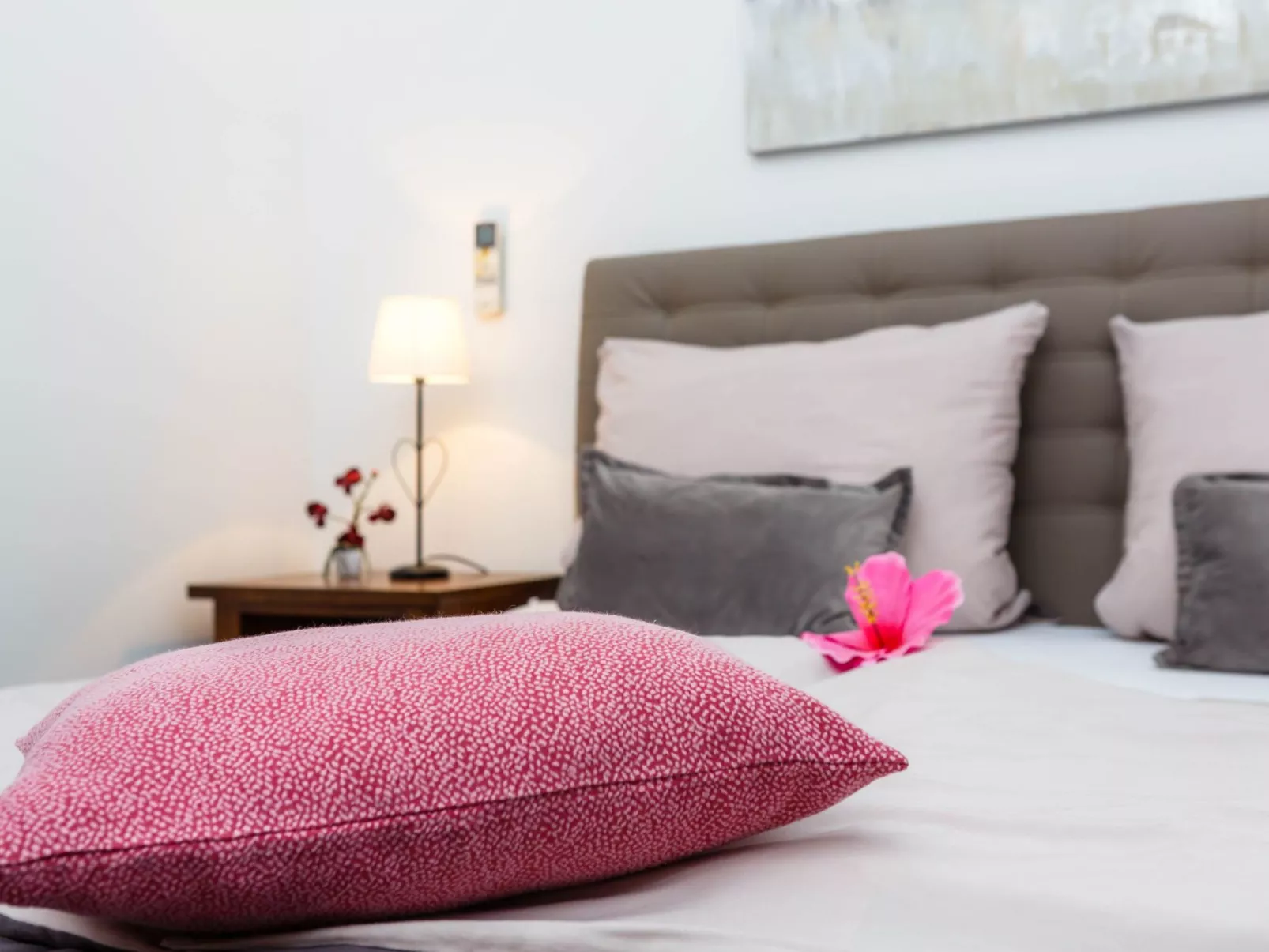 Villa Kamenica  im mediterranen Stil mit Innen- und Außenpool - Image-tags.info