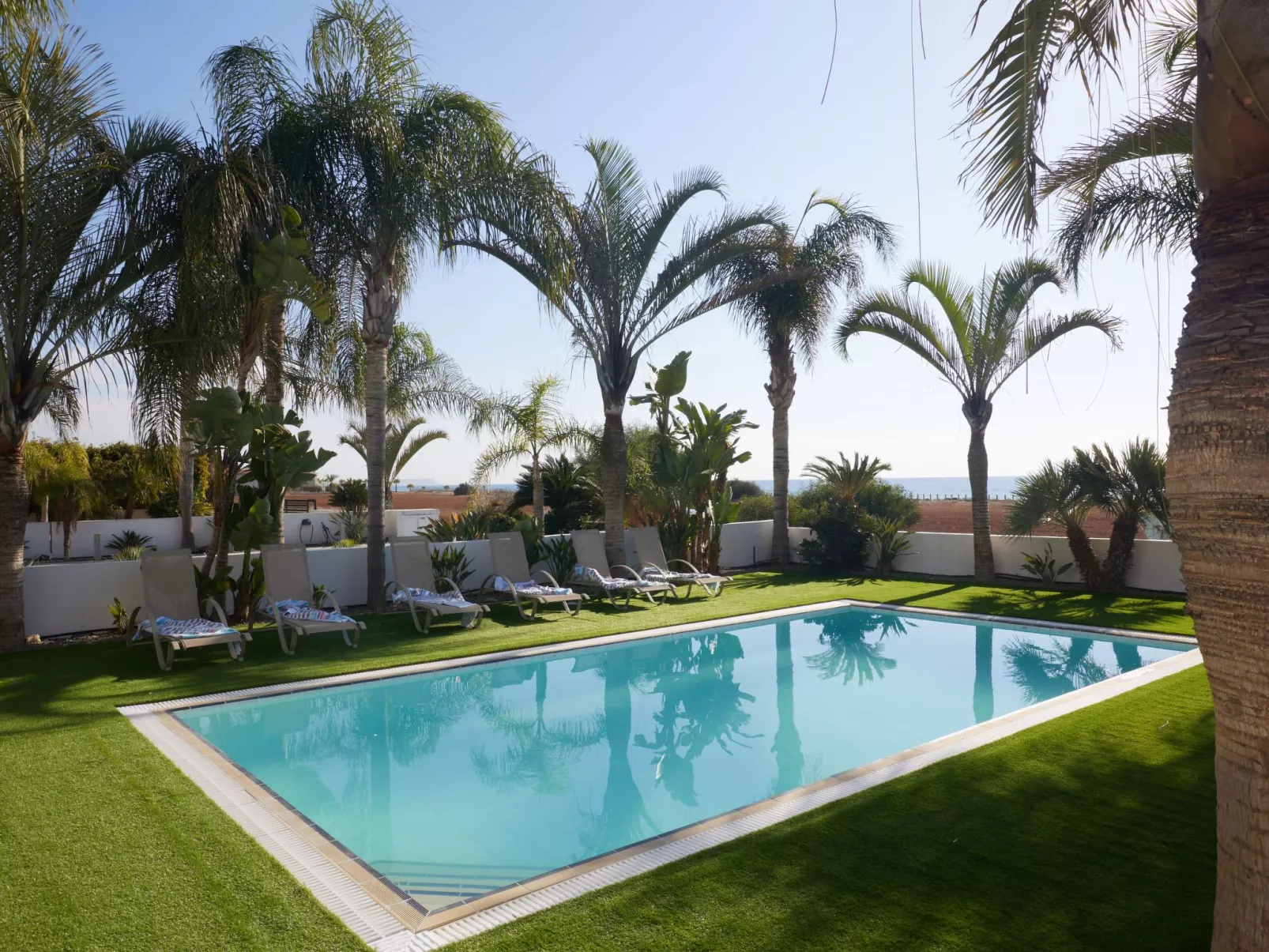 Moderne, geräumige Ferienvilla - Image-tags.info