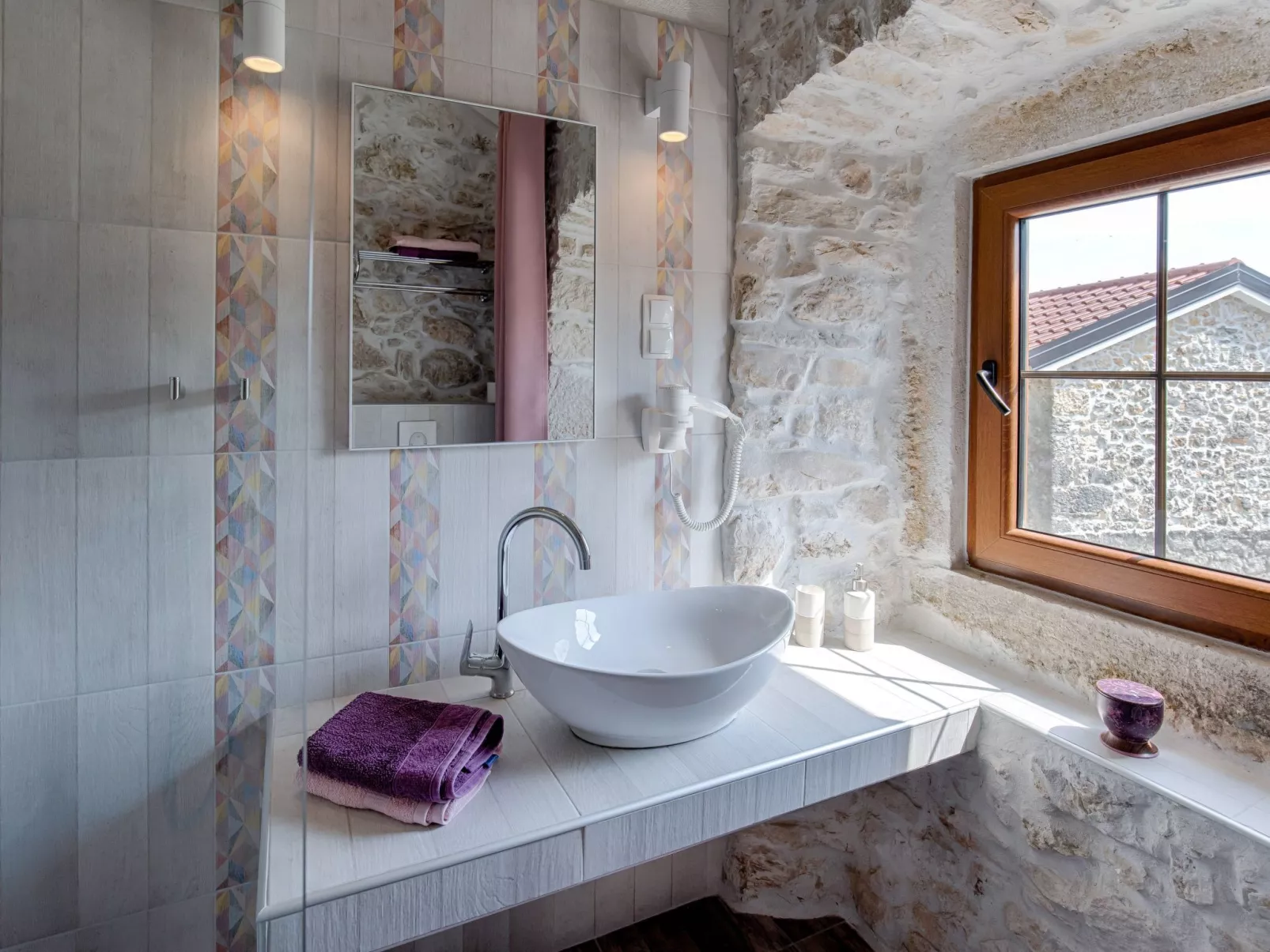 Luxuriöse Steinvilla "Mariva Tribalj" mit Pool - Image-tags.info