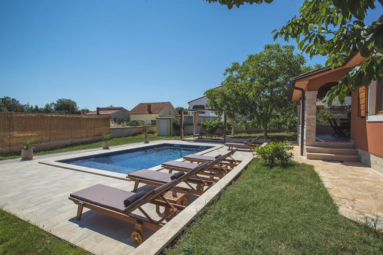 Villa Maria Betiga-View summer