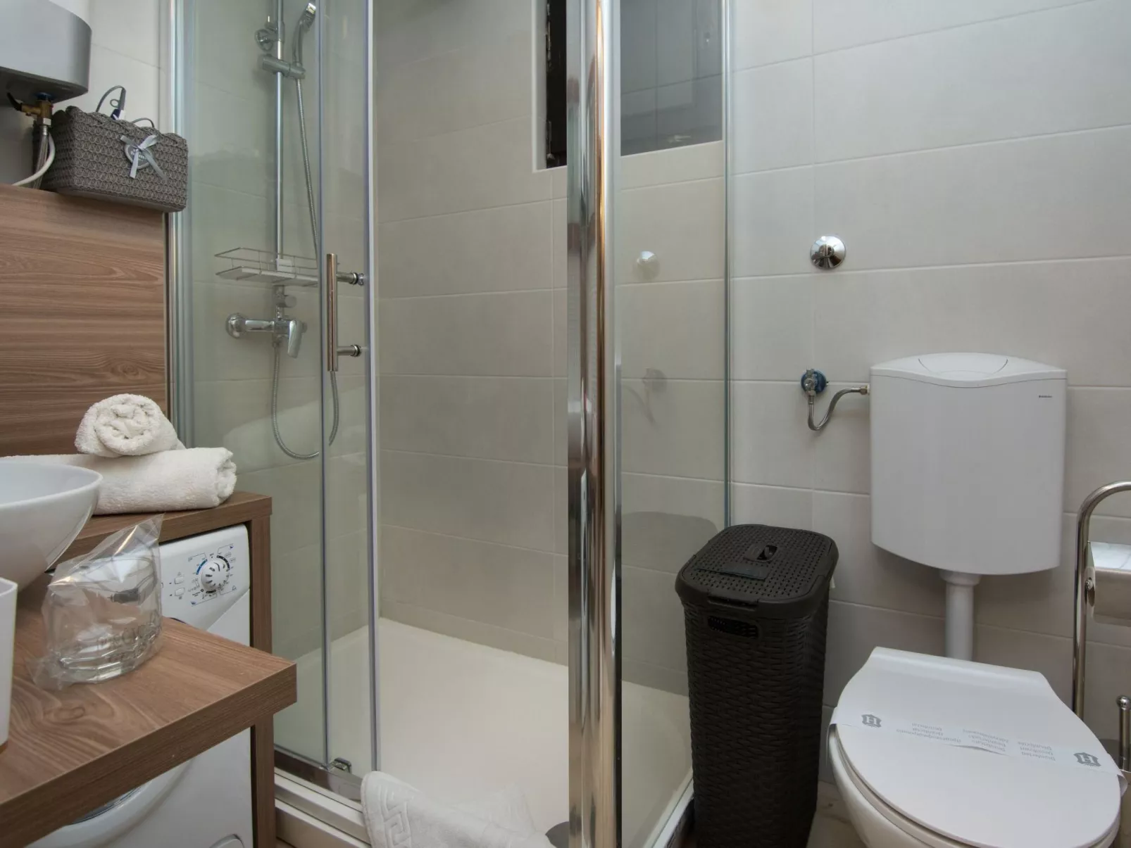 Apartment Malcic 1 - Image-tags.info