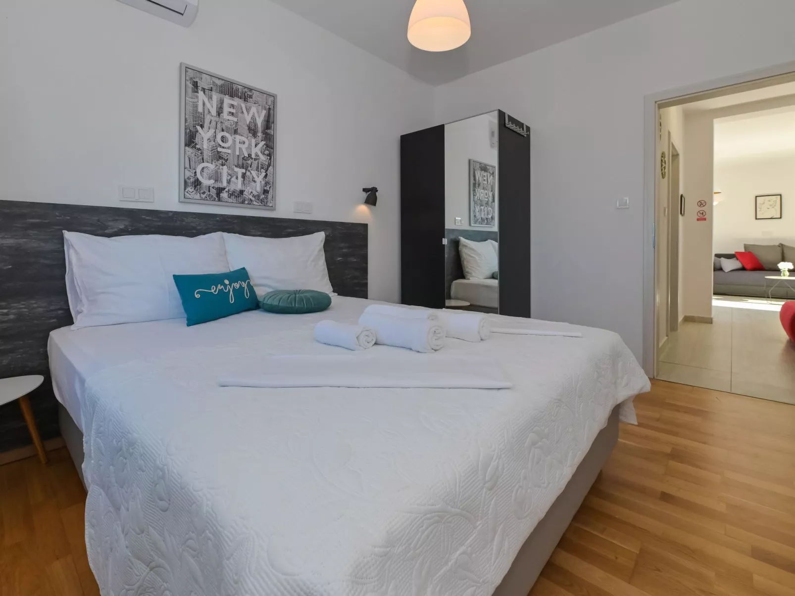 Mit Privatpool für 16 Personen ca. 160 m&sup2; in Novalja, Adriaküste Kroatien - Image-tags.info