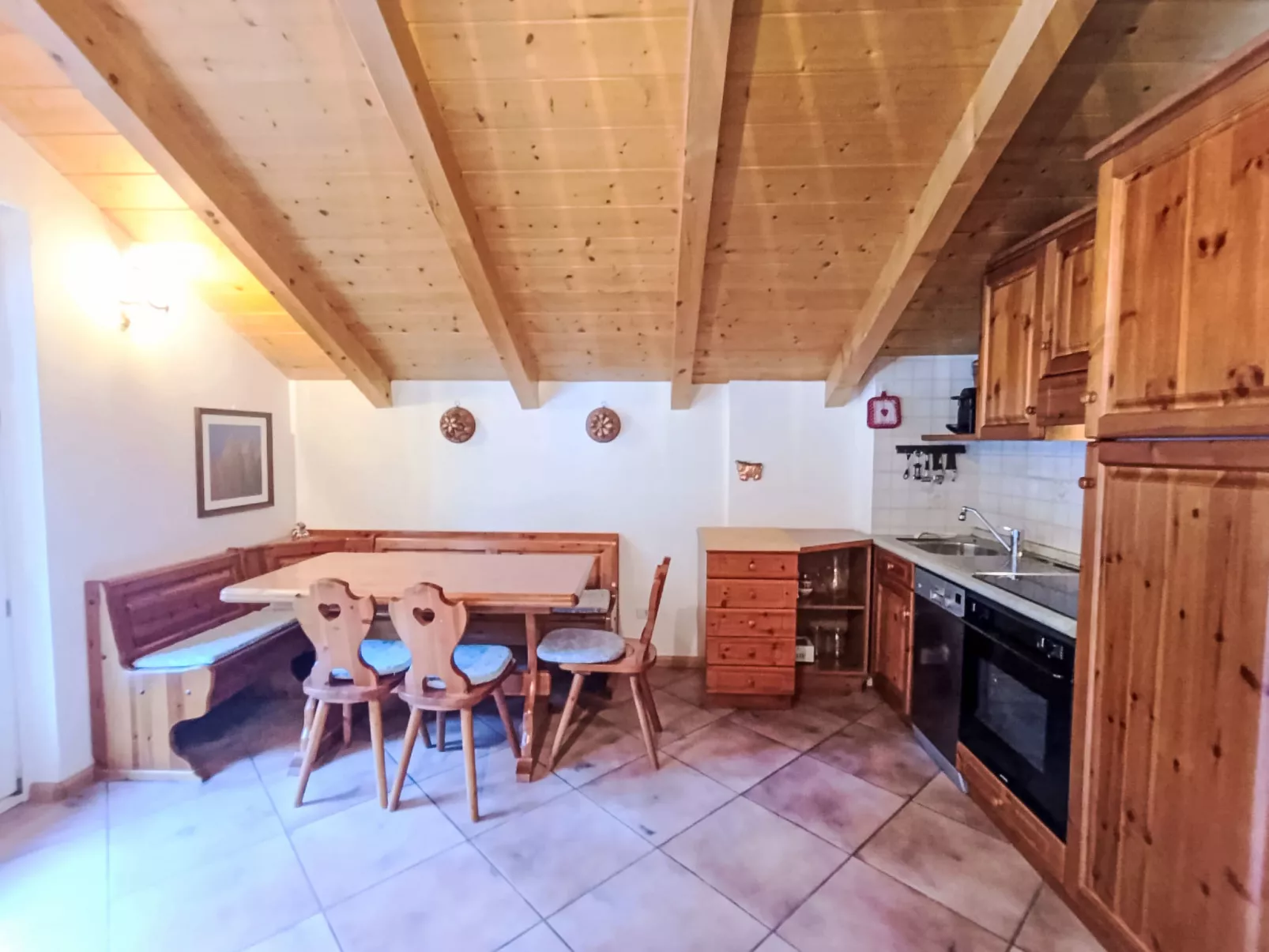 Cesa sot Larsec - Inside