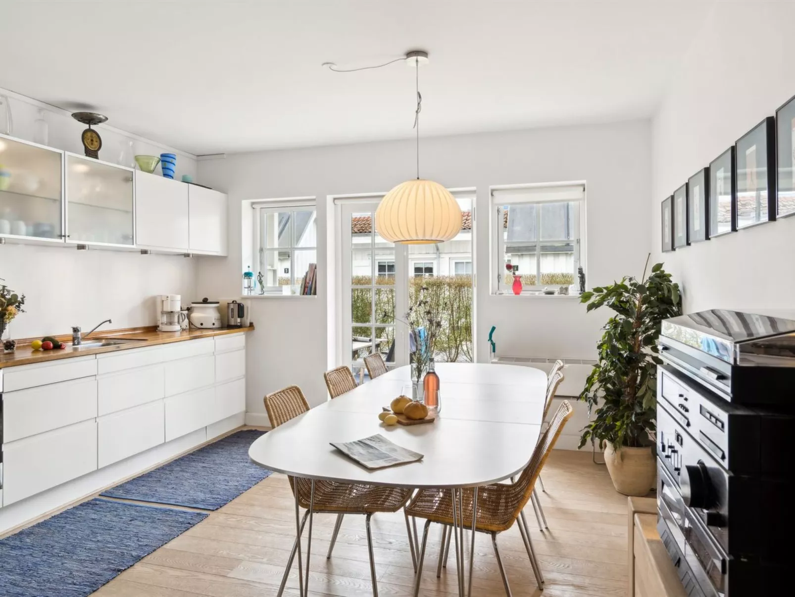 "Galia" - 2km from the sea-Inside