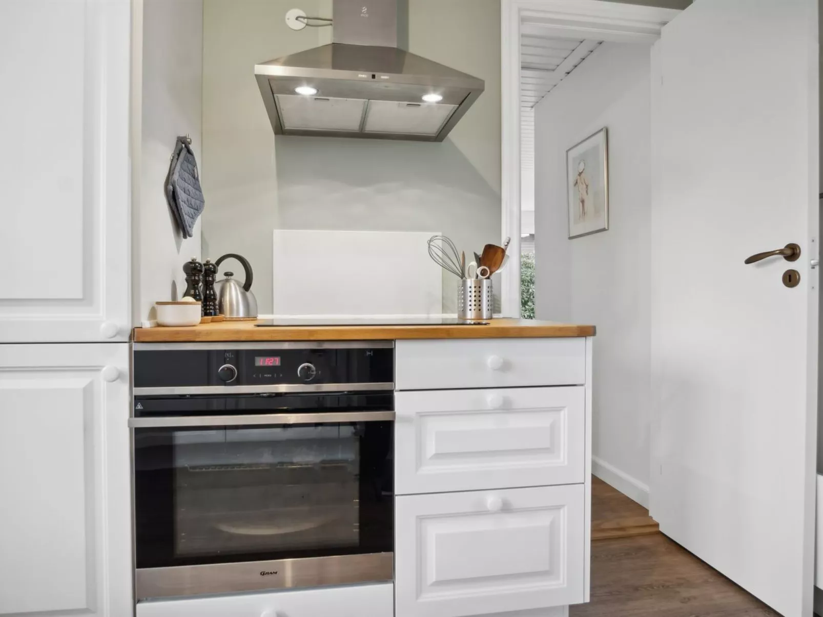 "Mayla" - 50m from the sea-Drinnen