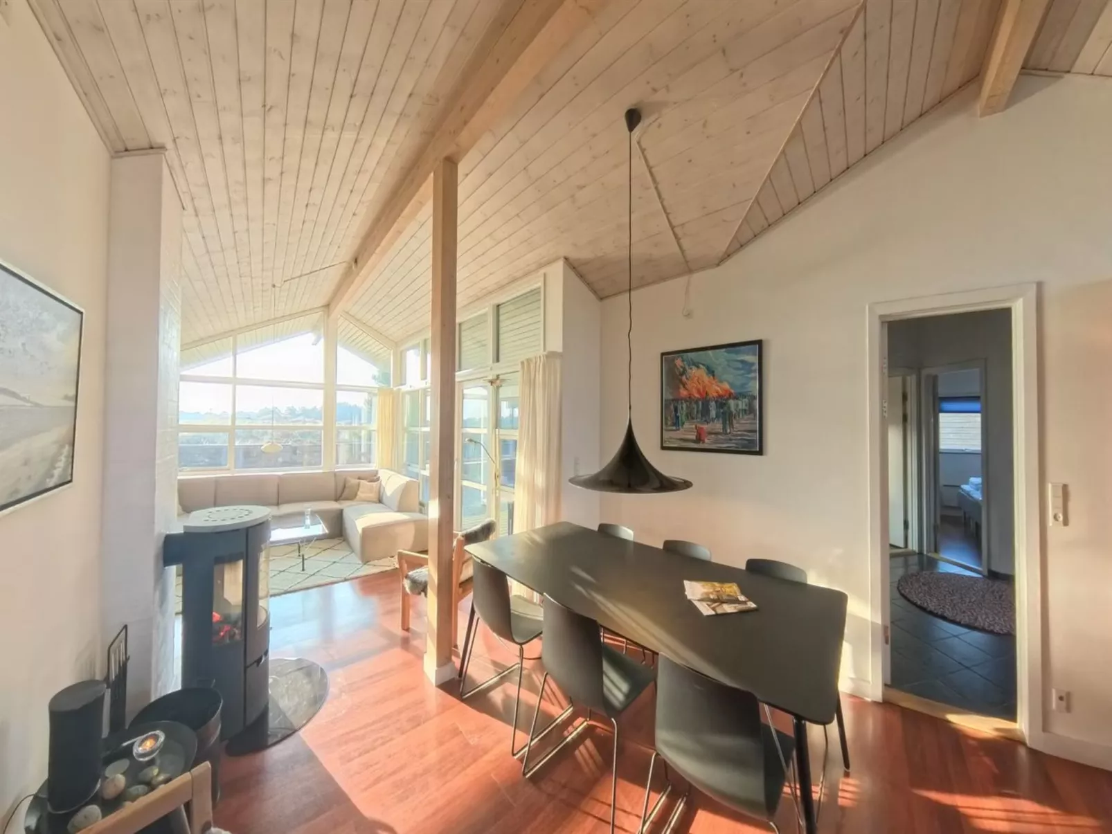 "Thrugils" - 800m from the sea-Inside