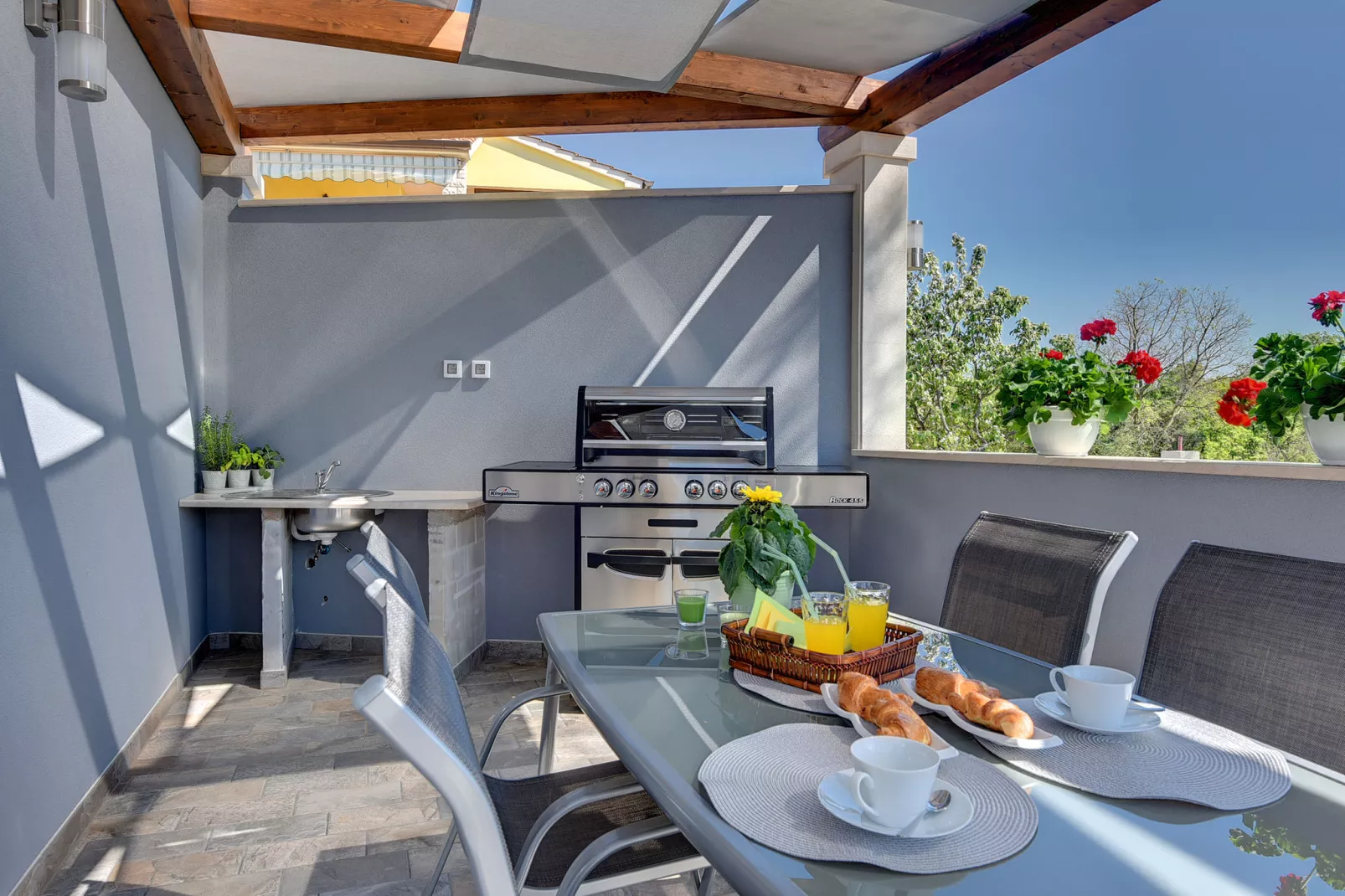 Villa Sunny Home-Terrassenbalkon