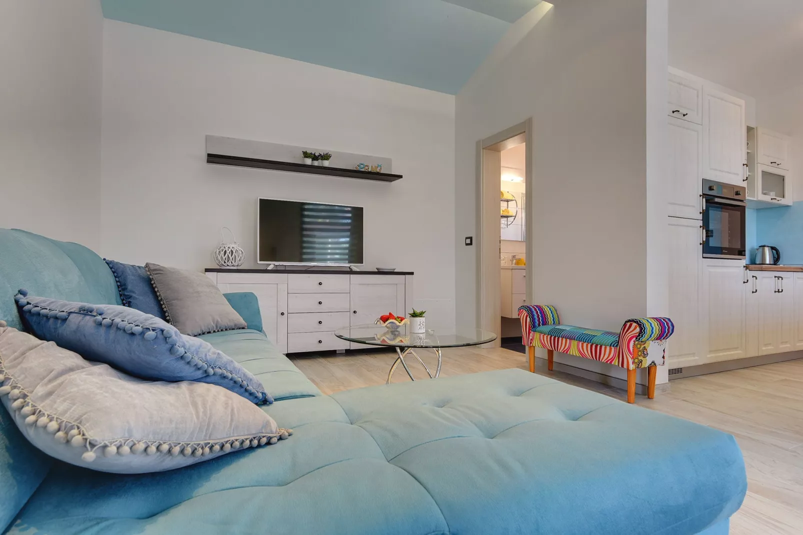 Villa Sunny Home-Wohnzimmer