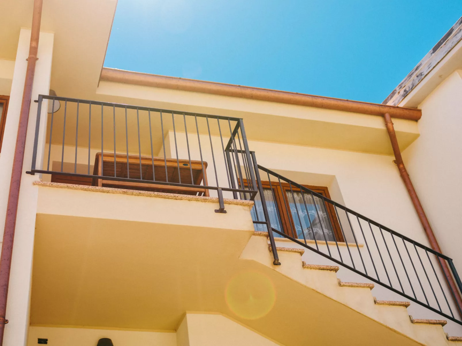 Crystal Sea Apartment-Outside