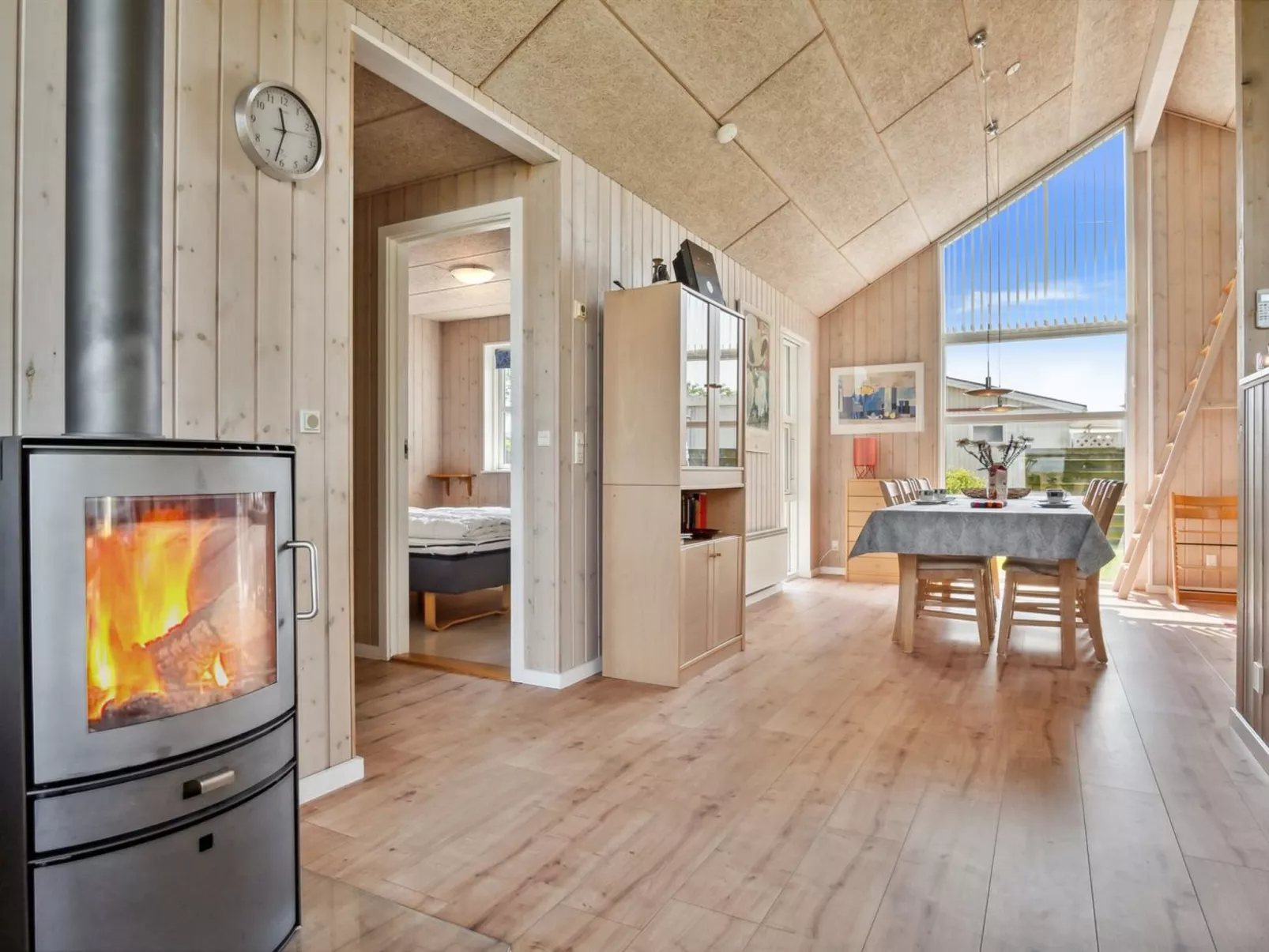 "Neno" - 100m from the sea-Drinnen