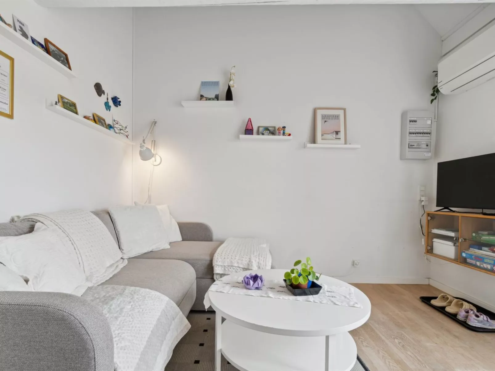 "Ruse" - 6km from the sea-Drinnen