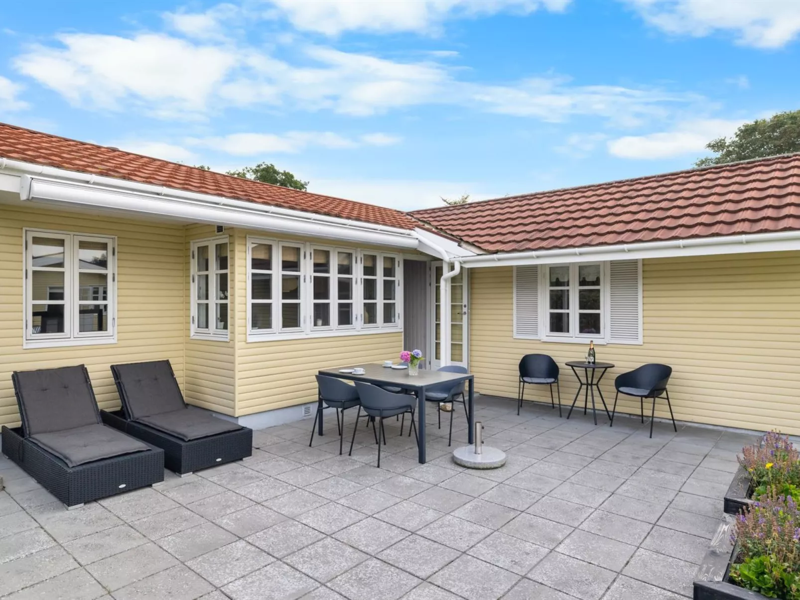 "Lenya" - 60m from the sea - Draußen