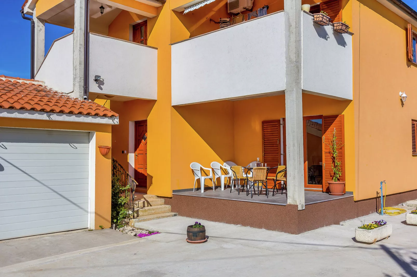 Villa Ninetta-Terrace balcony