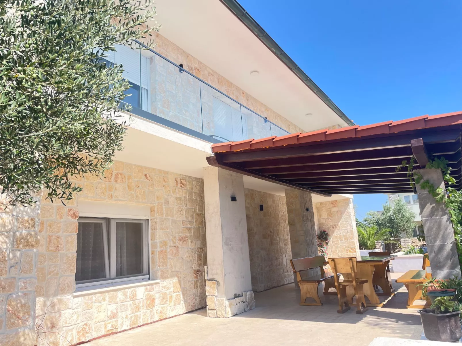 Stonehouse-Pag - Image-tags.info