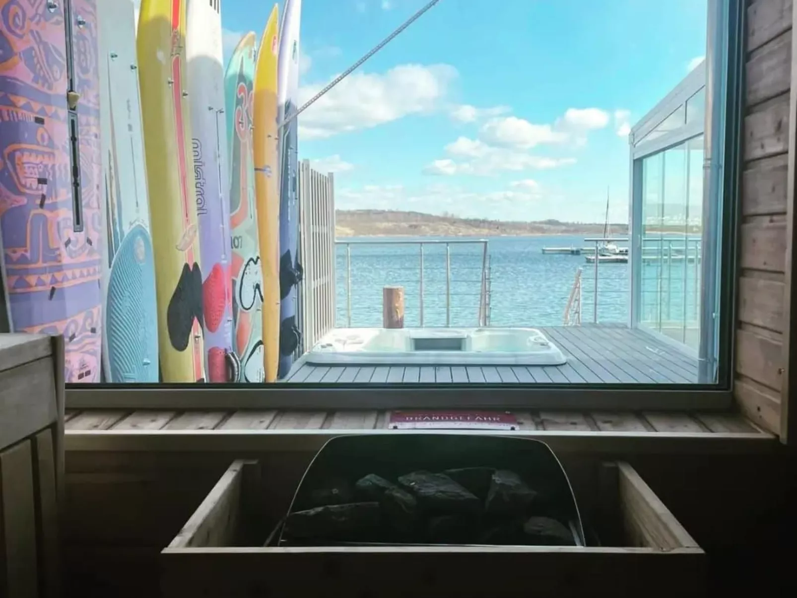 Seehaus Pippa mit Sauna und Whirlpool direkt am See - Image-tags.info