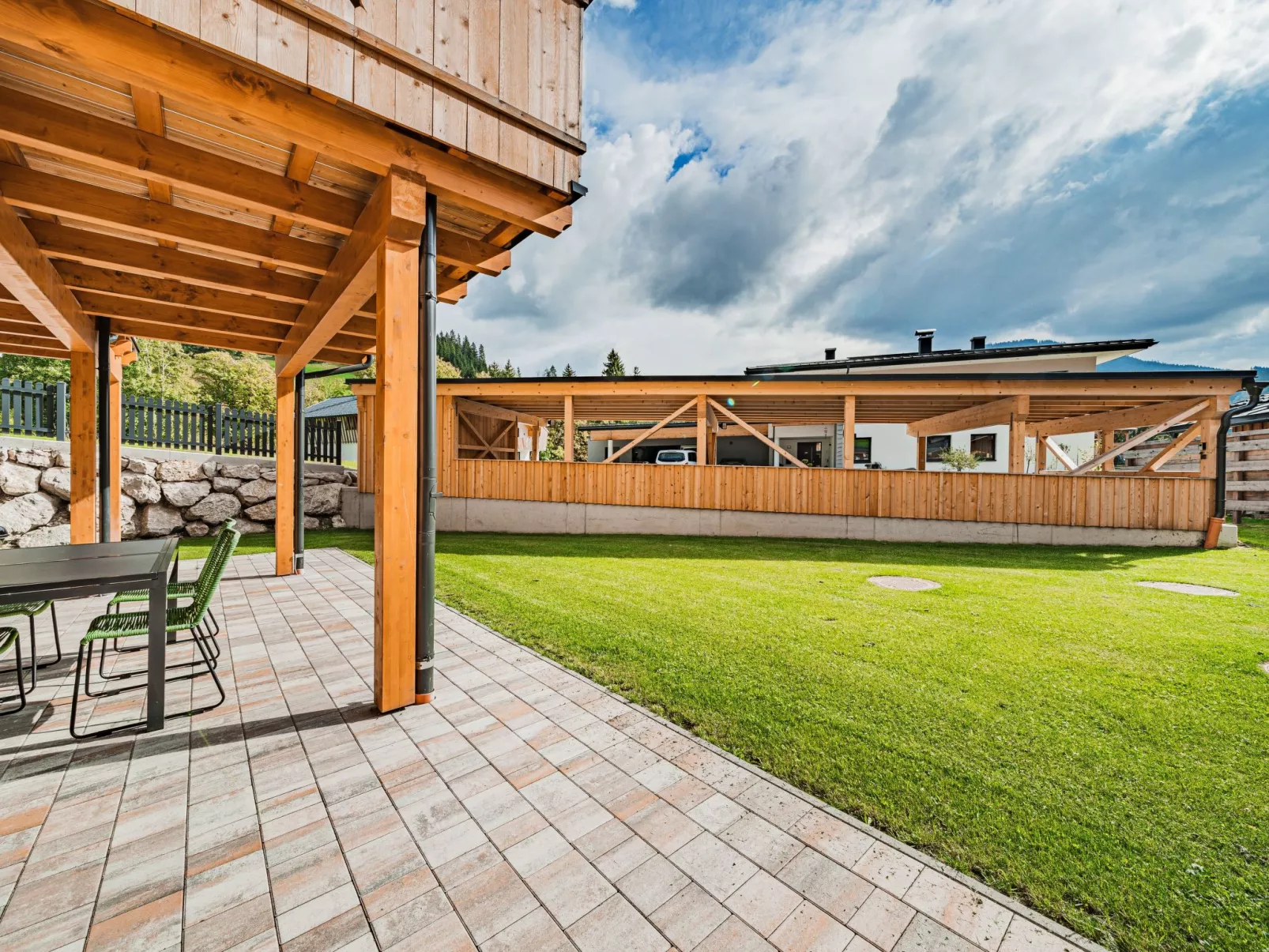 In Rußbach Am Pass Gschütt mit Garten, Terrasse und Grill - Image-tags.info