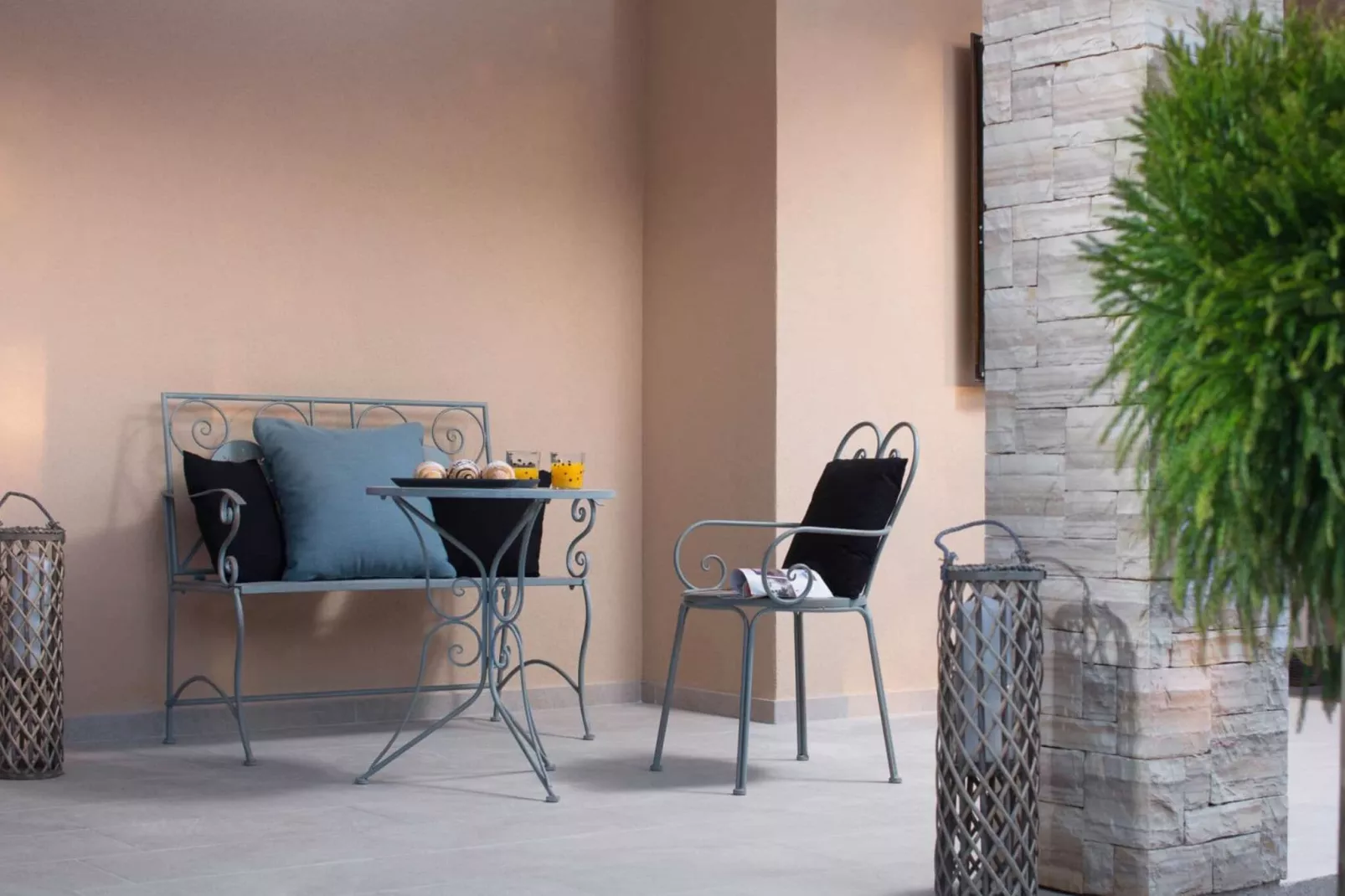 Villa Terra-Terrace balcony