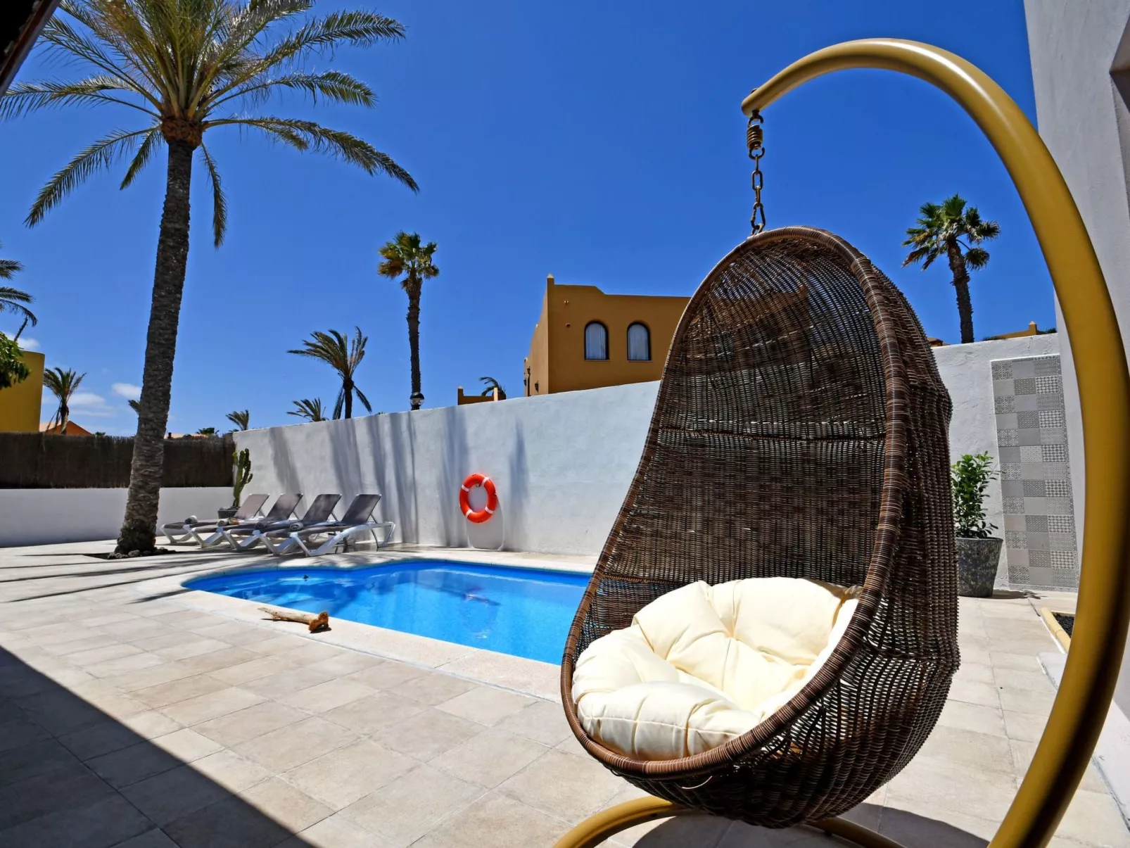 Komfortables Ferienhaus in Corralejo mit privatem Garten und beheiztem Pool - Image-tags.info